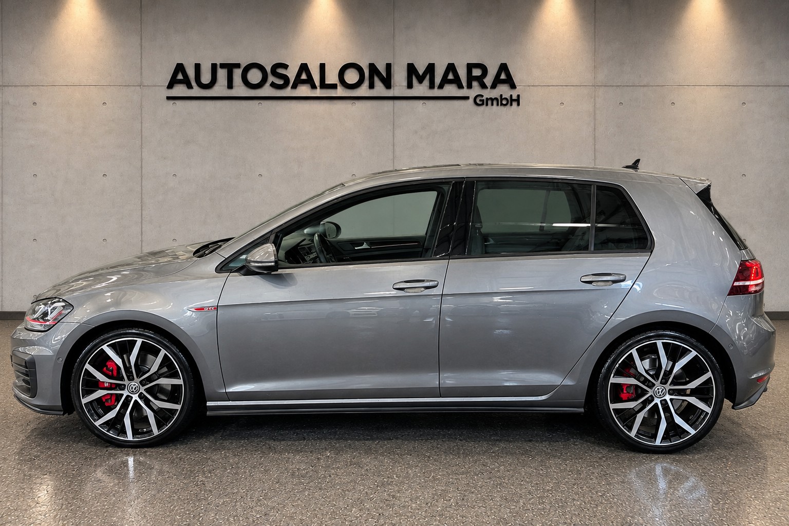 VW Golf 2.0 TSI GTI Performance DSG-image-1