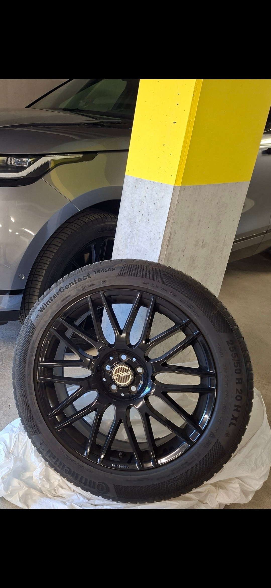 LAND ROVER Range Rover Velar P 250 SE Automatic-image-22