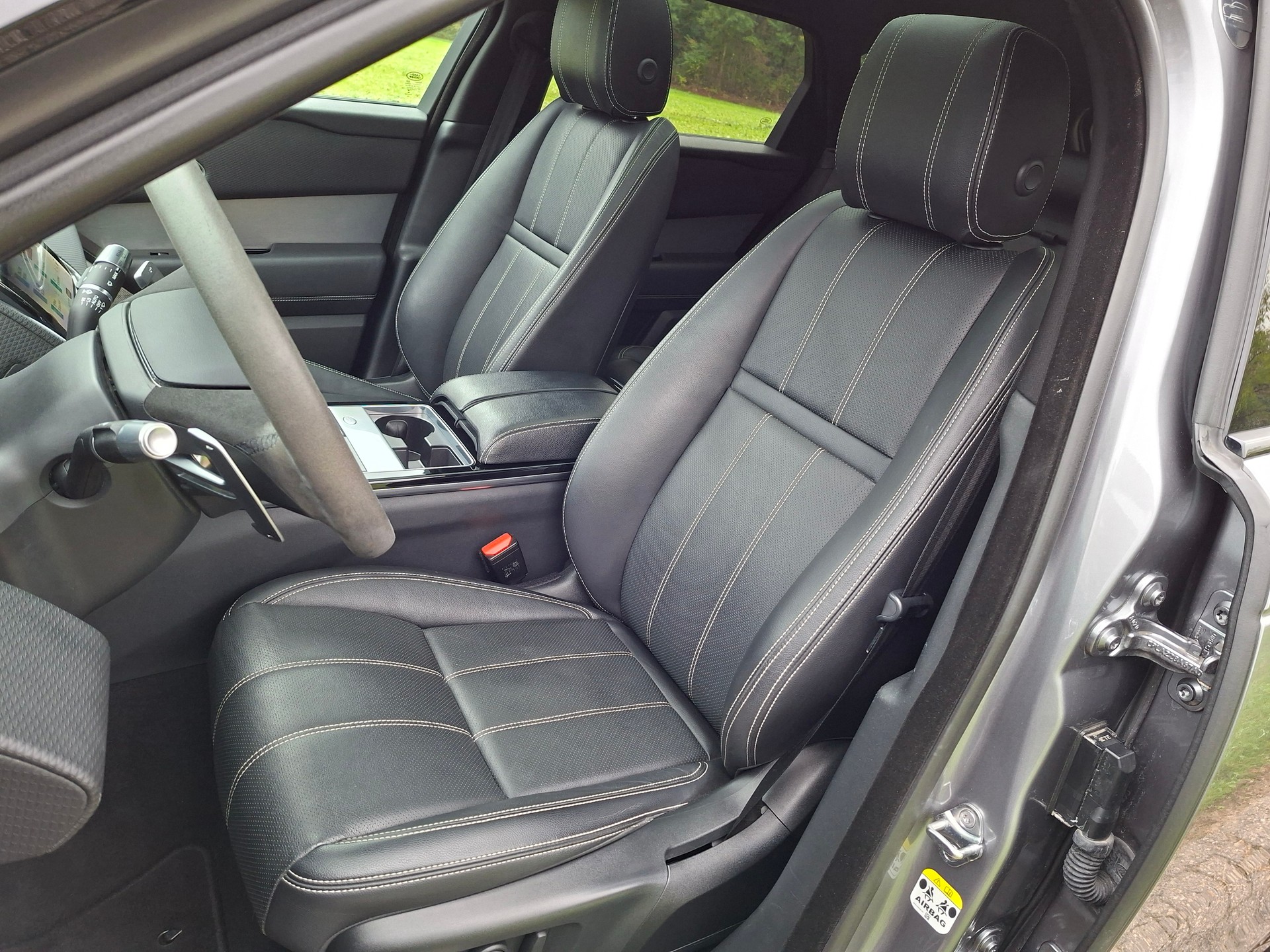 LAND ROVER Range Rover Velar P 250 SE Automatic-image-11