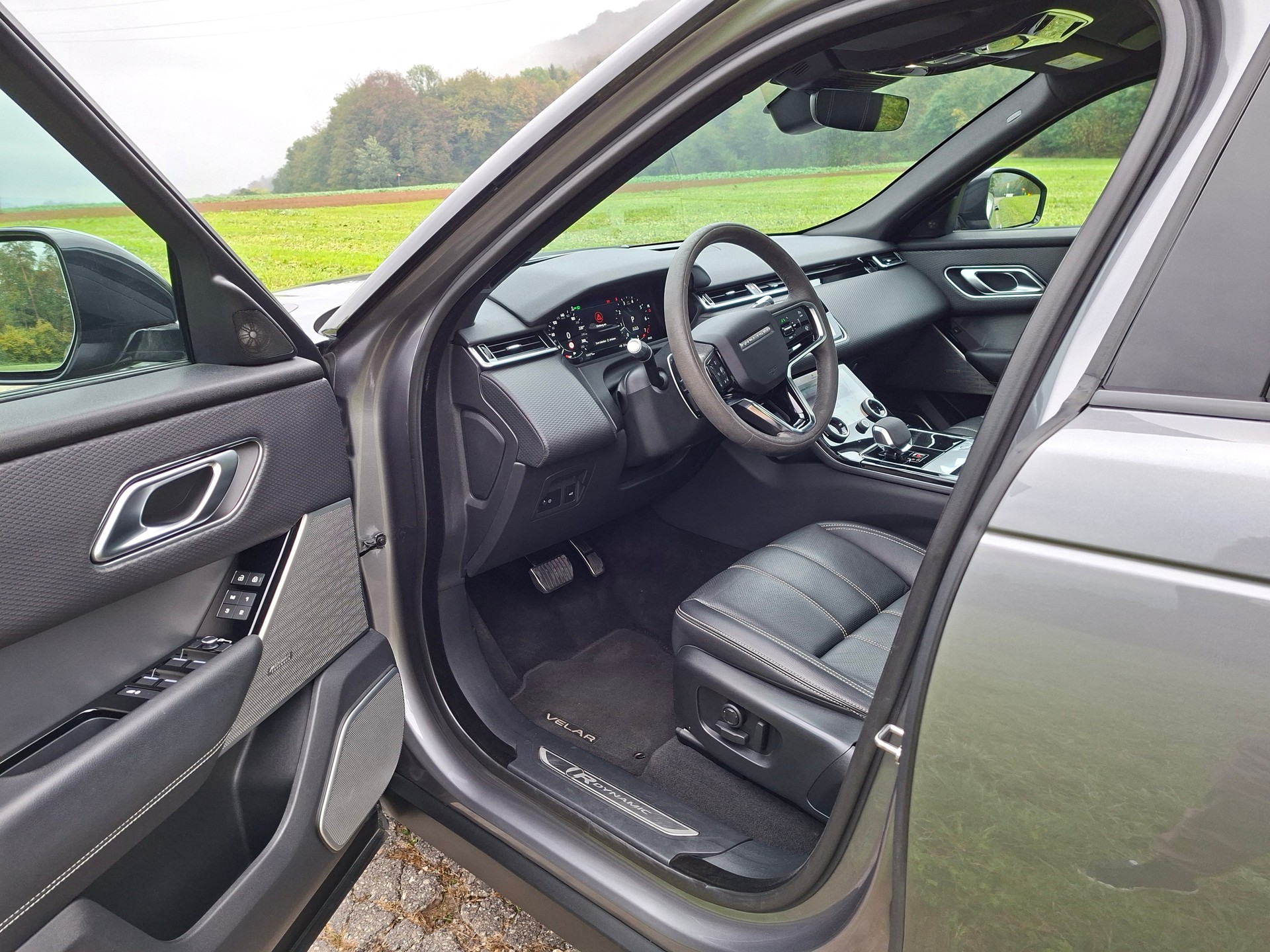 LAND ROVER Range Rover Velar P 250 SE Automatic-image-10