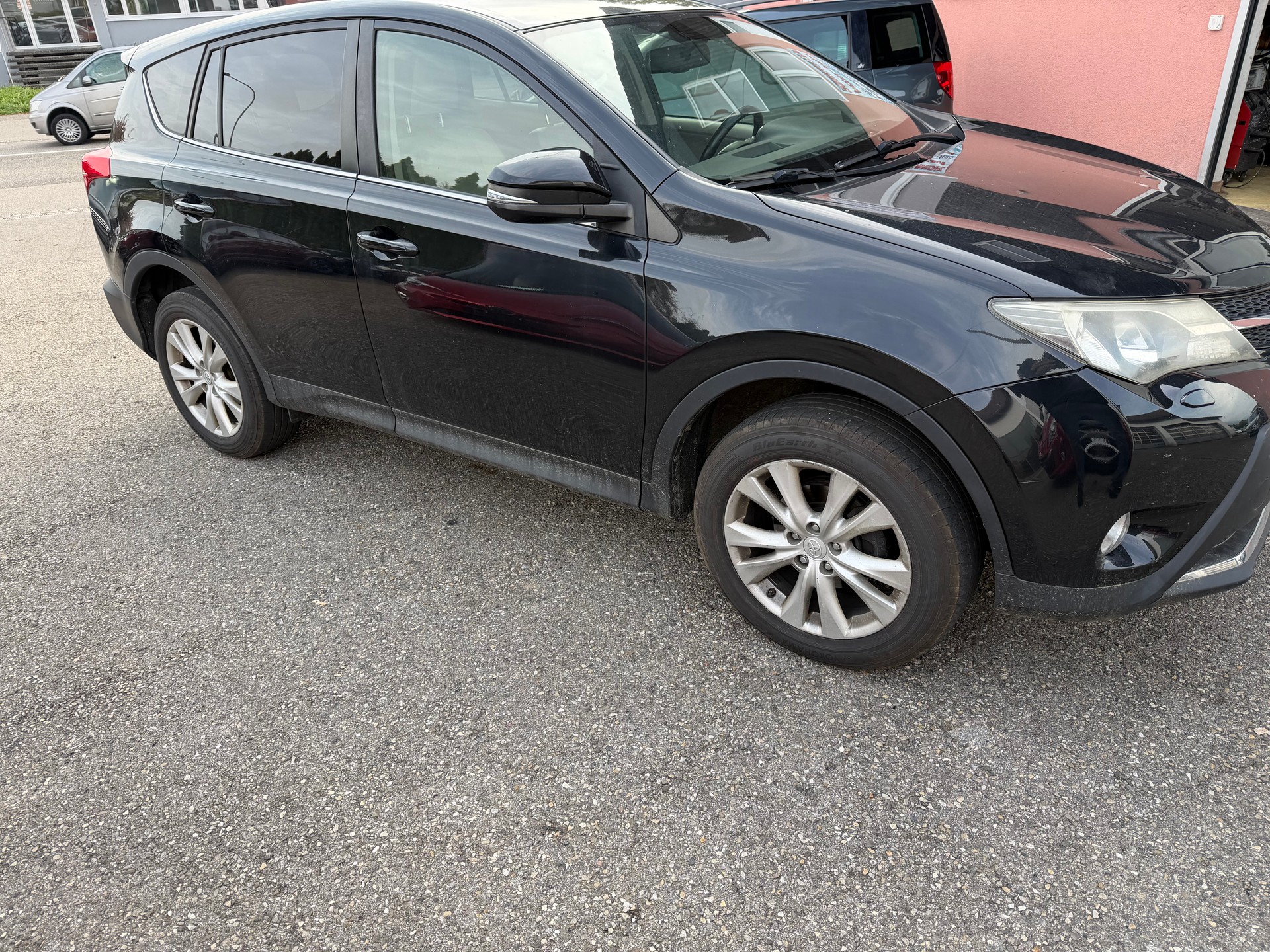 TOYOTA RAV-4 2.2D-CAT Sol Premium AT-image-1