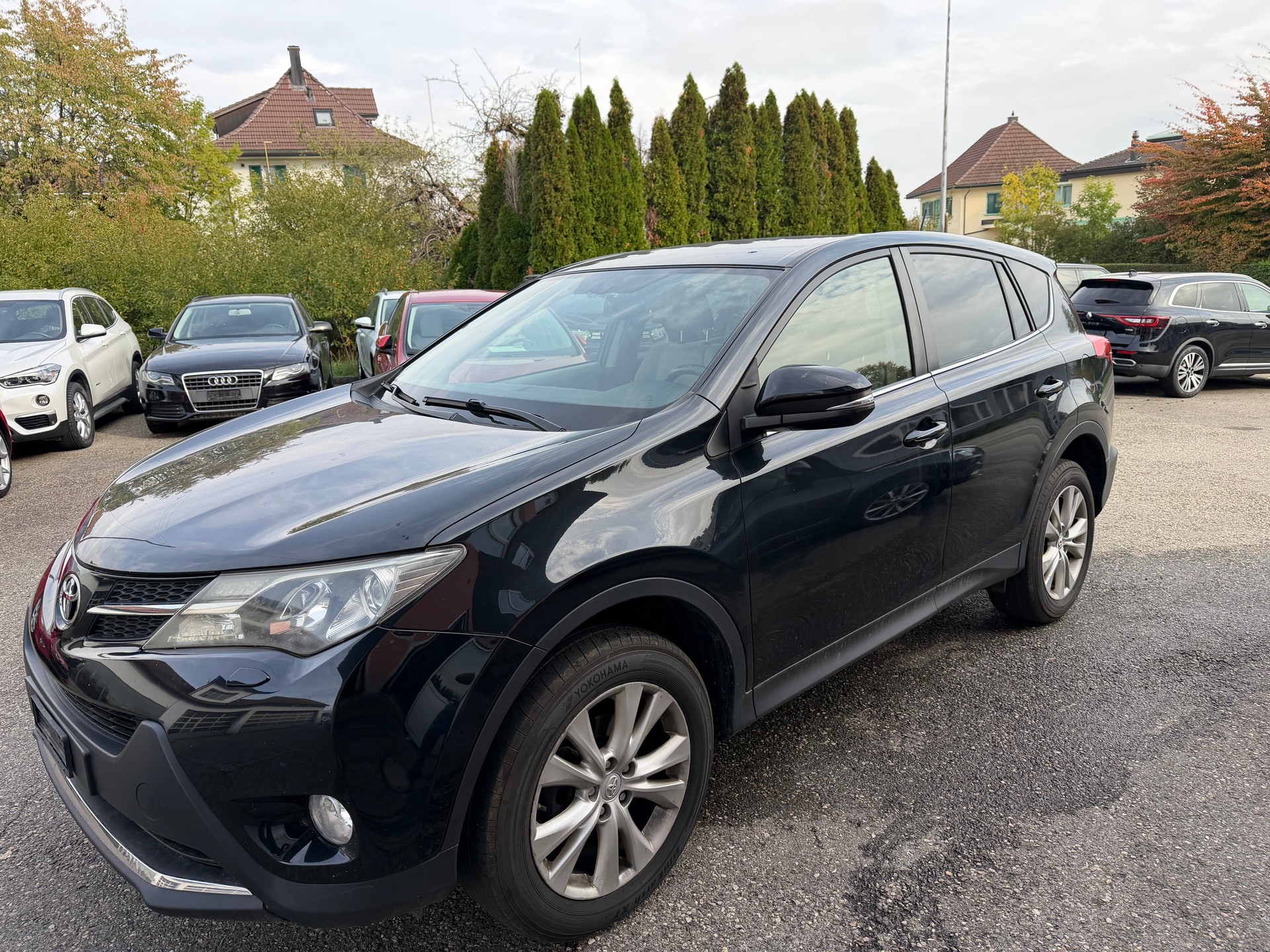 TOYOTA RAV-4 2.2D-CAT Sol Premium AT-image-4