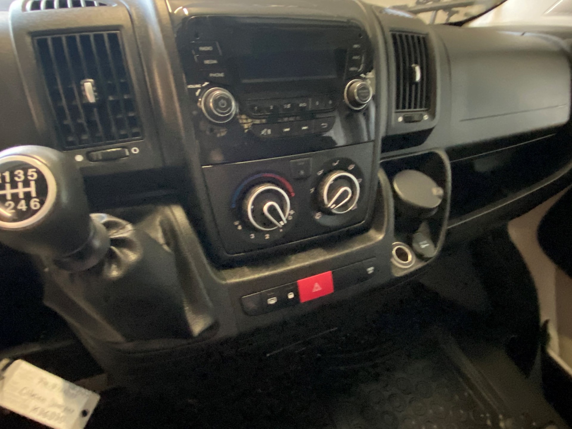 CITROEN Jumper 35+ 2.2 HDi 140 Heavy L4-image-8