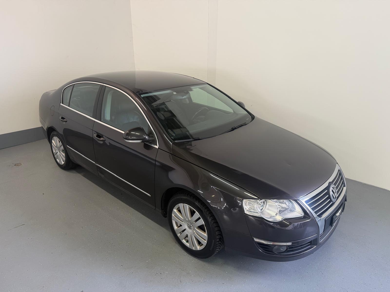 VW Passat 2.0 FSI Highline