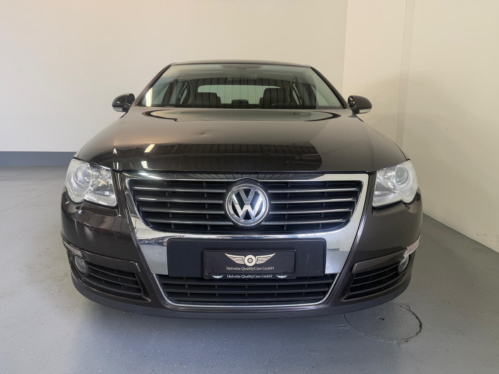 VW Passat 2.0 FSI Highline-image-5