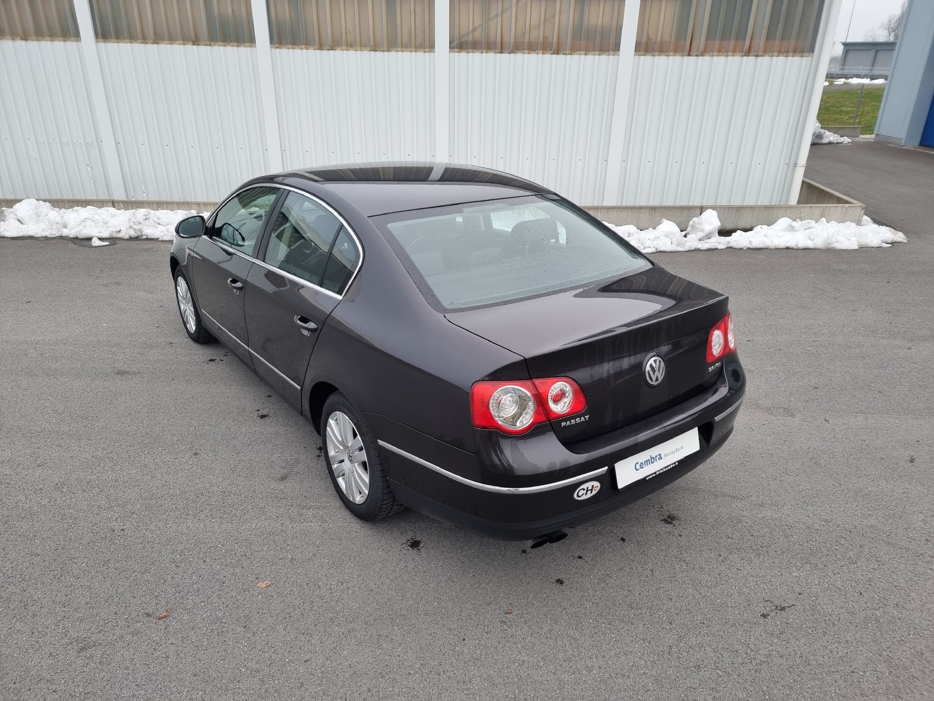 VW Passat 2.0 FSI Highline-image-7