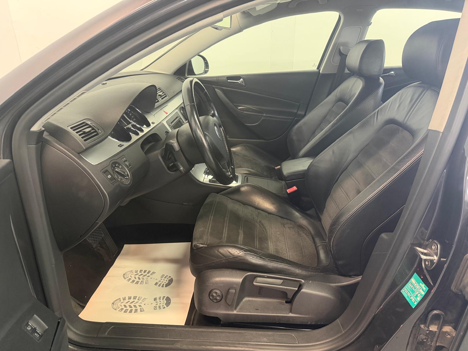 VW Passat 2.0 FSI Highline-image-19