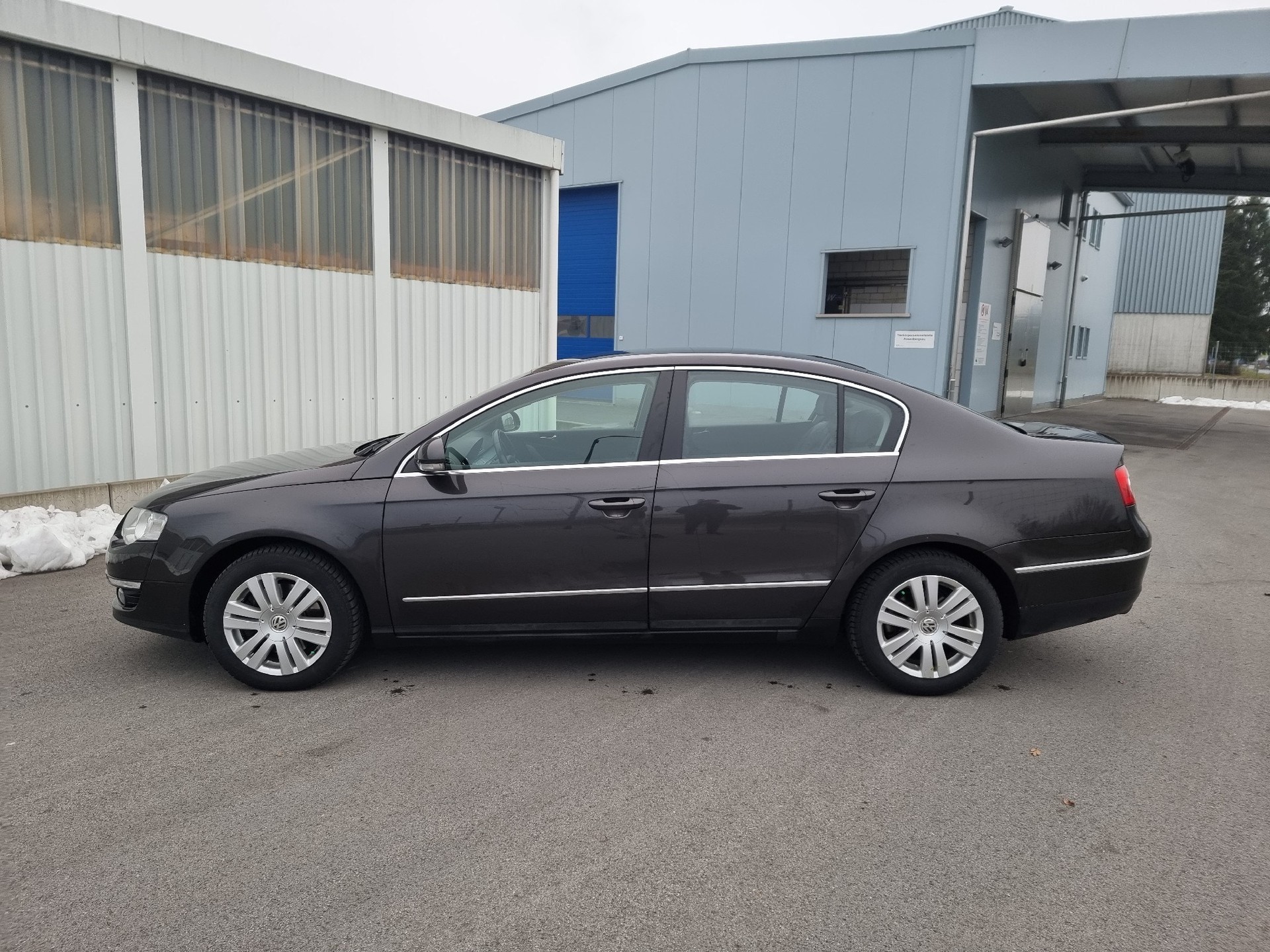 VW Passat 2.0 FSI Highline-image-6