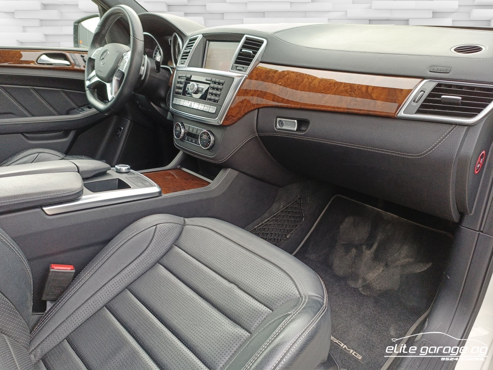 MERCEDES-BENZ ML 63 AMG 4Matic Speedshift-image-11