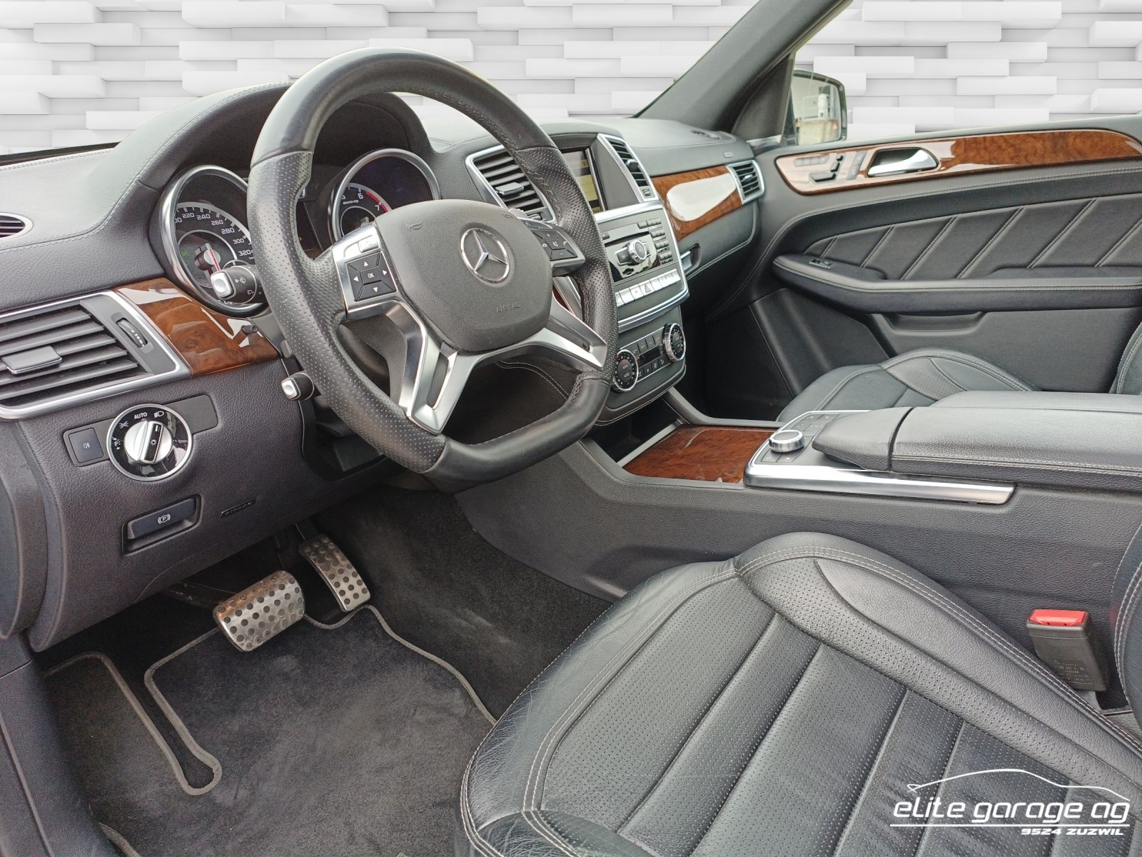 MERCEDES-BENZ ML 63 AMG 4Matic Speedshift-image-8