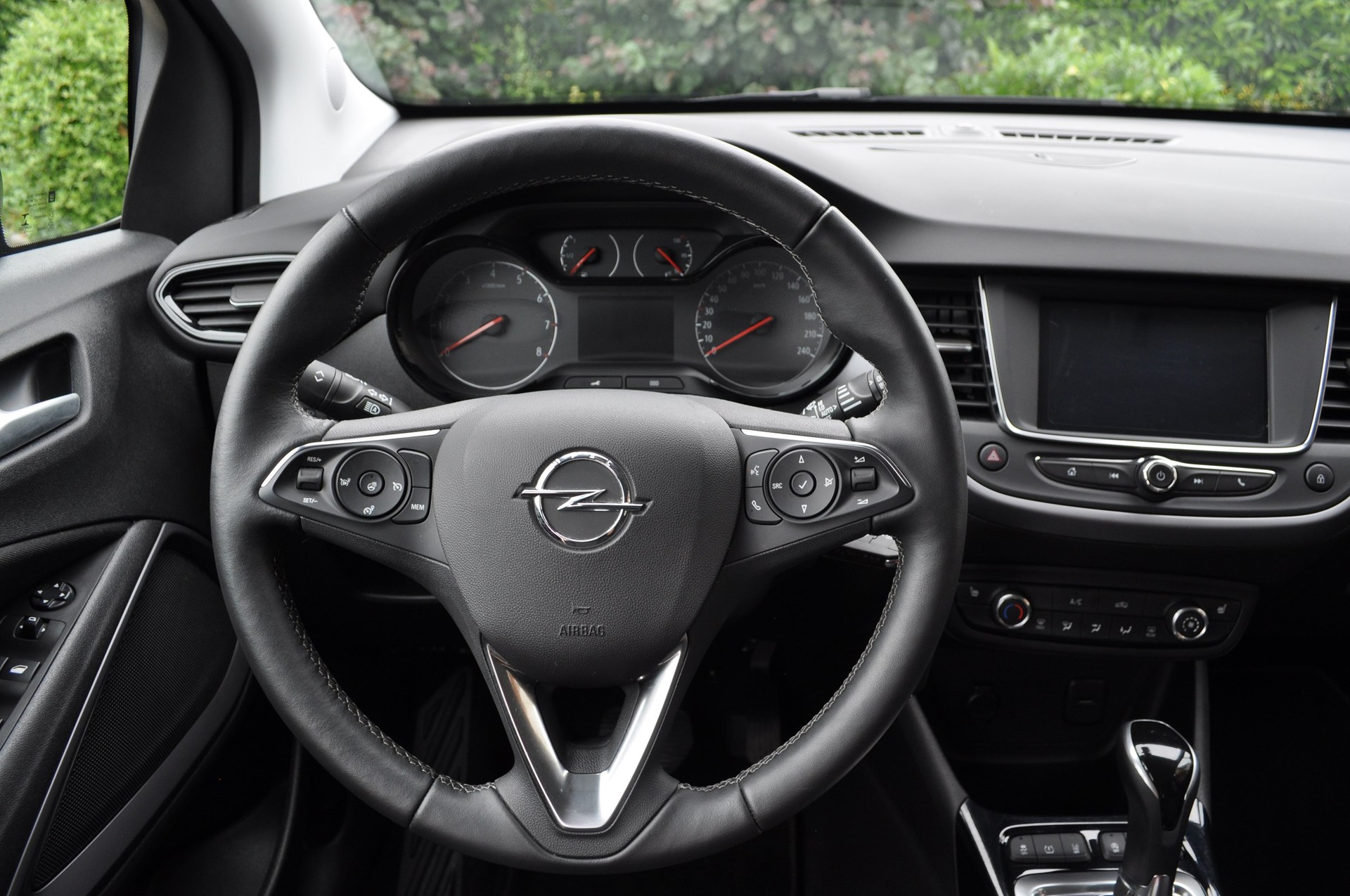 OPEL Crossland 1.2i Edition Automat-image-9