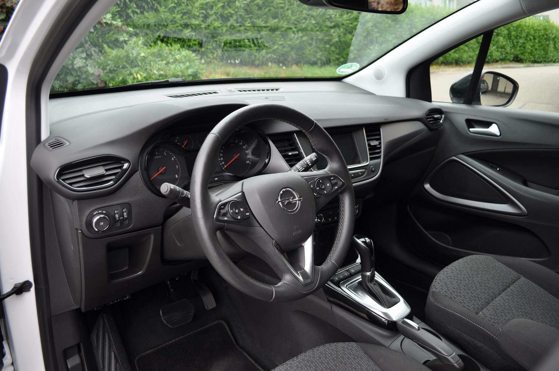 OPEL Crossland 1.2i Edition Automat-image-7
