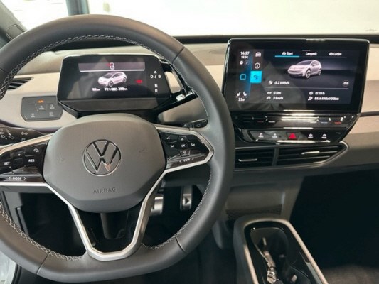 VW ID.3 Pro Perf Life Plus-image-11