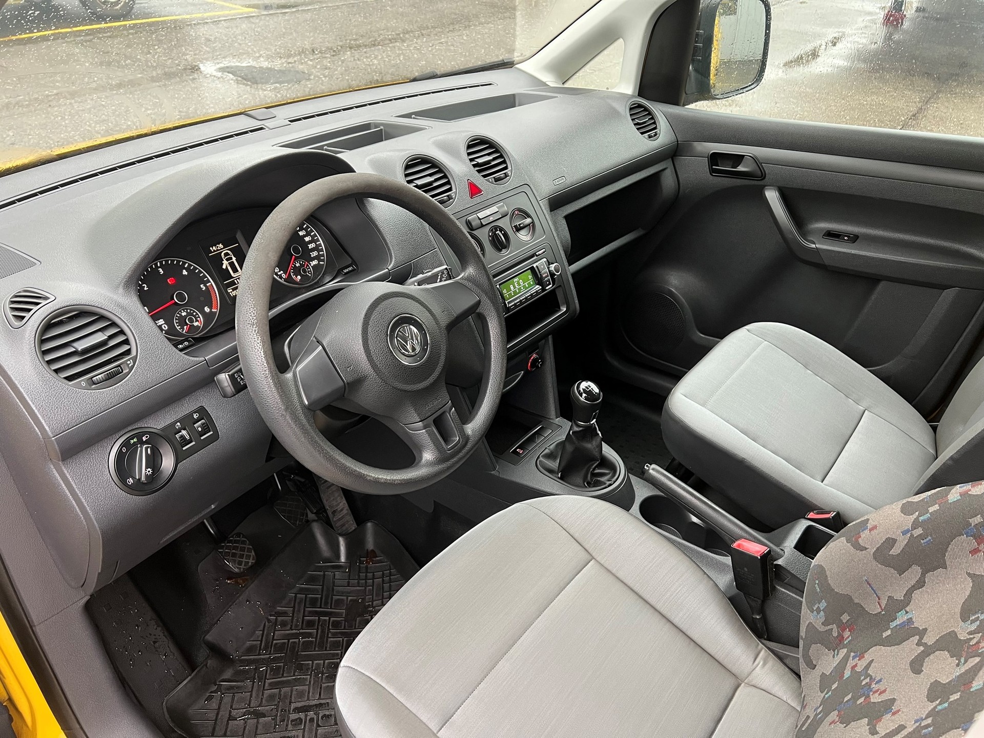 VW CADDY 4 2.0D 4 MOTION-image-6