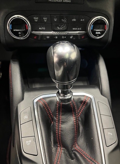 FORD Kuga 2.0 EcoBlue Hybrid ST-Line 2WD-image-5