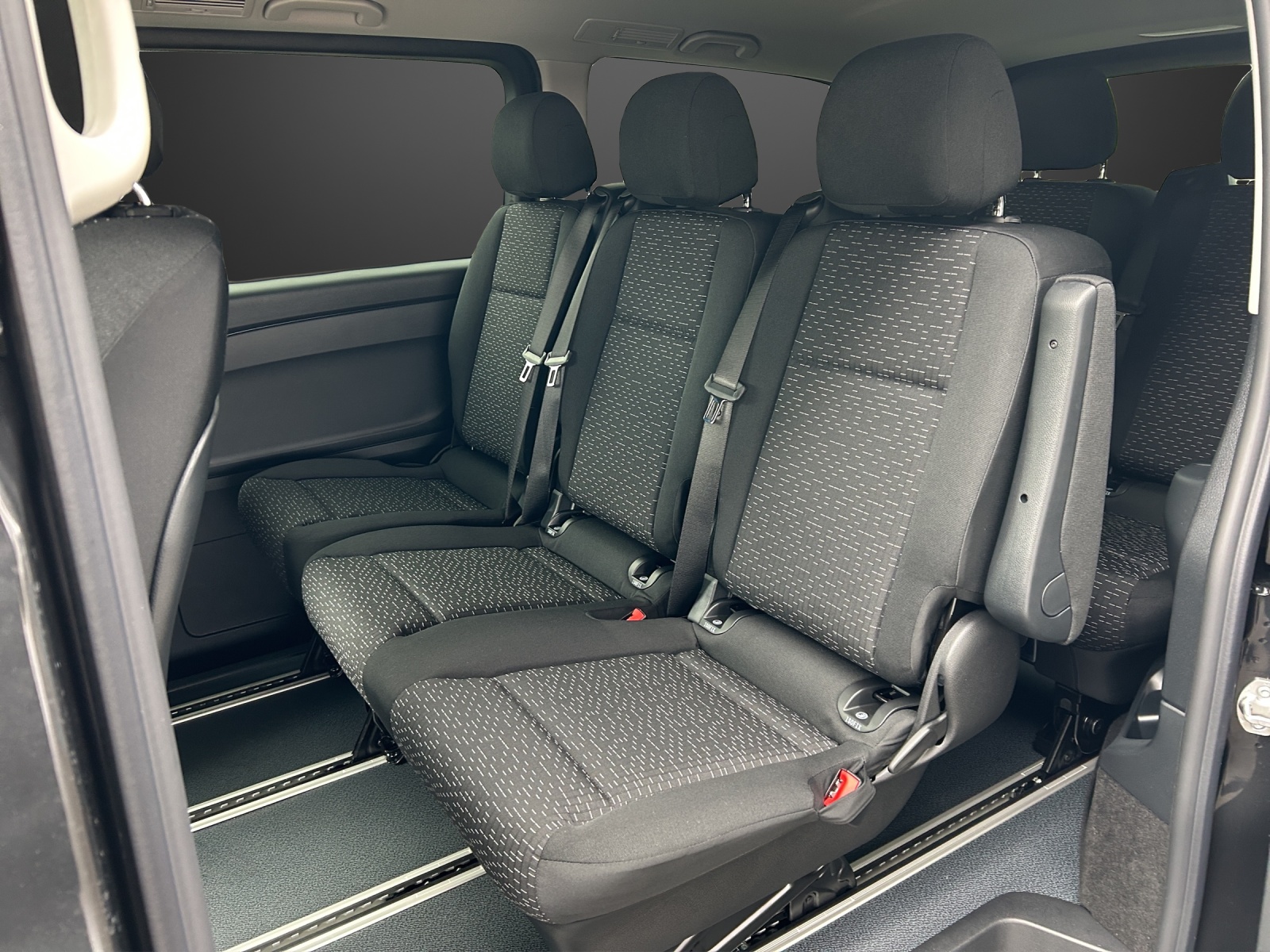 MERCEDES-BENZ Vito 116 CDI Lang Tourer 9G-Tronic 4M Pro-image-10