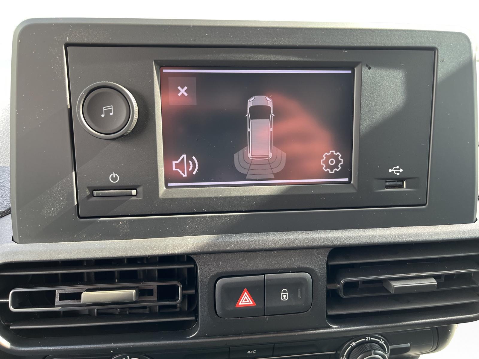 TOYOTA PROACE CITY Van L2 52KWh Active-image-9