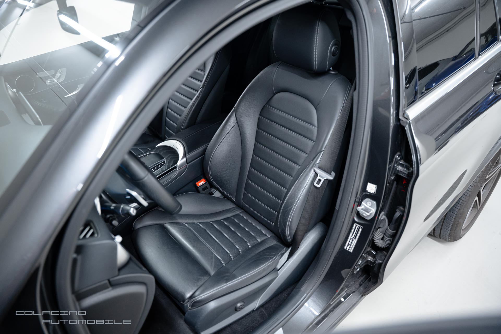 MERCEDES-BENZ GLC Coupé 200 AMG Line 4Matic 9G-Tronic-image-12