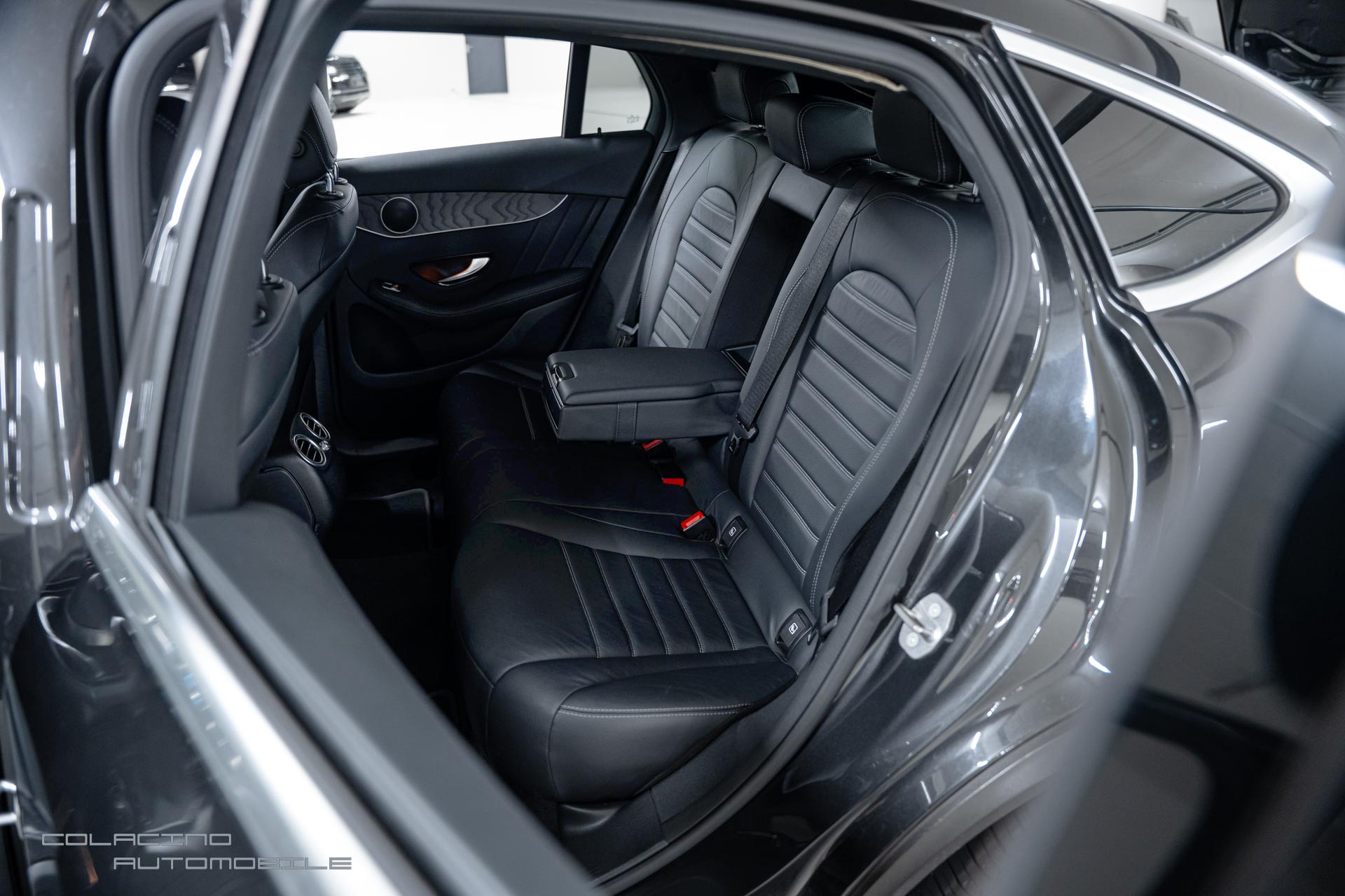 MERCEDES-BENZ GLC Coupé 200 AMG Line 4Matic 9G-Tronic-image-14