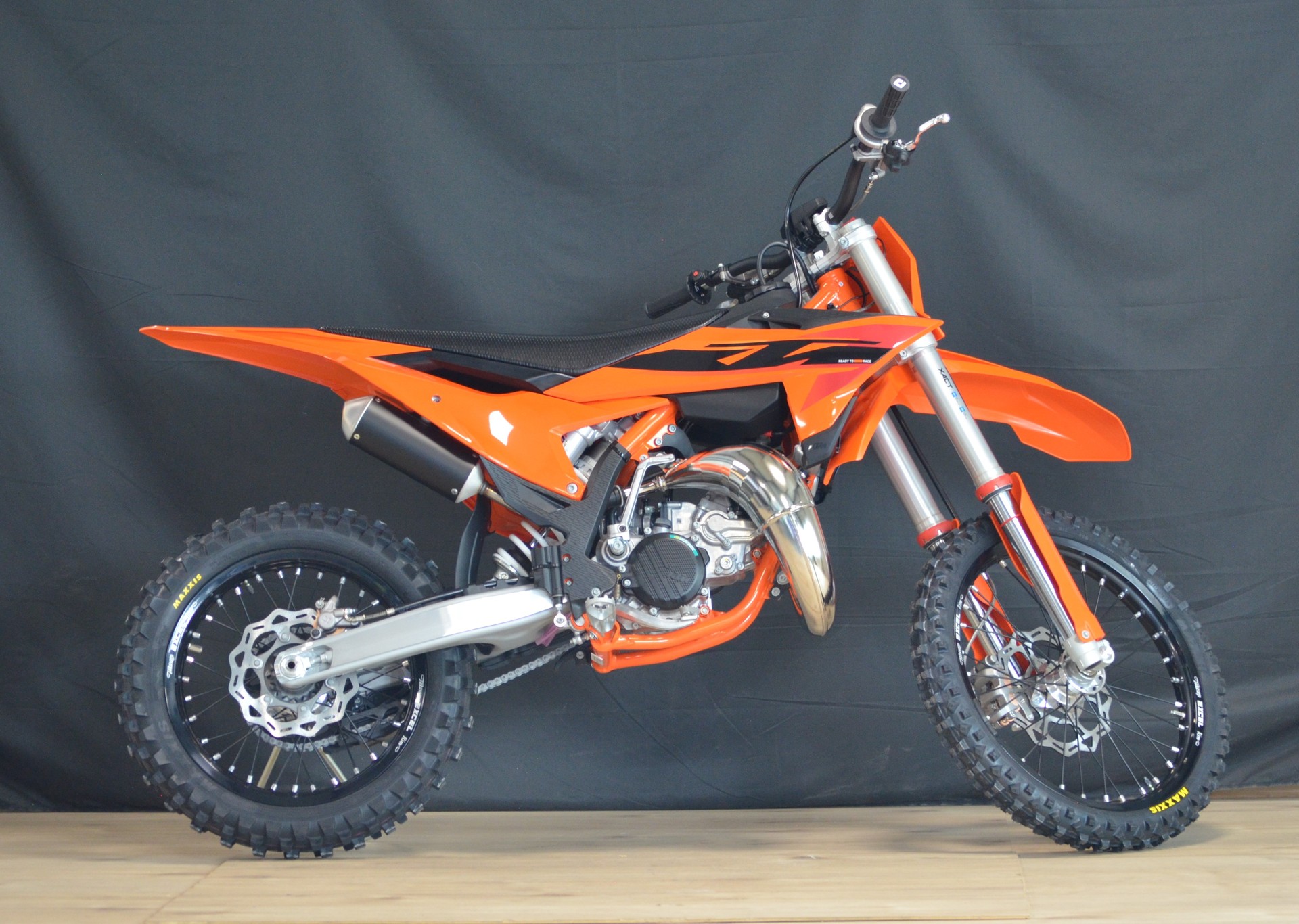 KTM 85 SX 2025-showroom-element-2