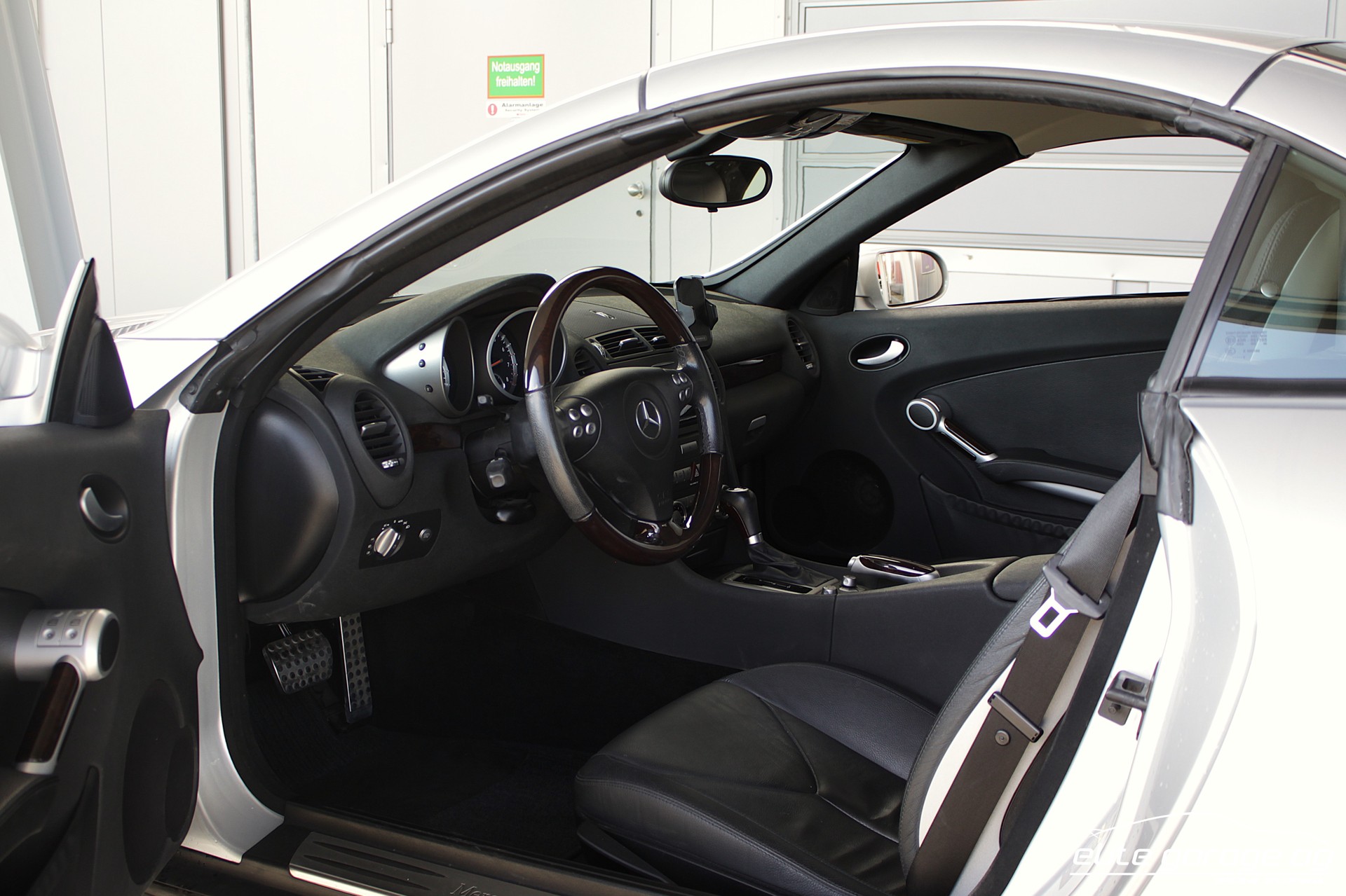MERCEDES-BENZ SLK 200 Kompressor-image-13
