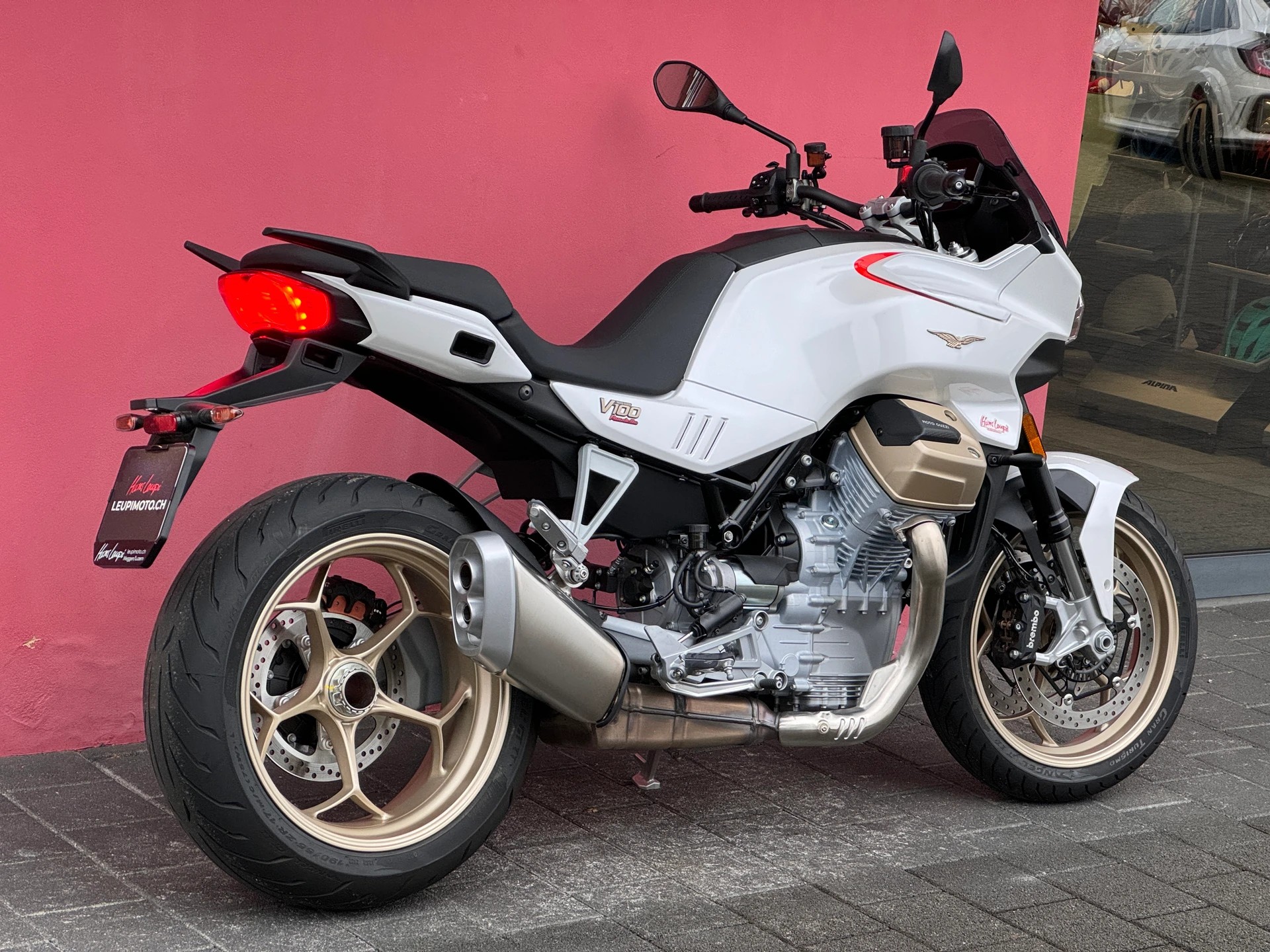 MOTO GUZZI V100 Mandello-image-6