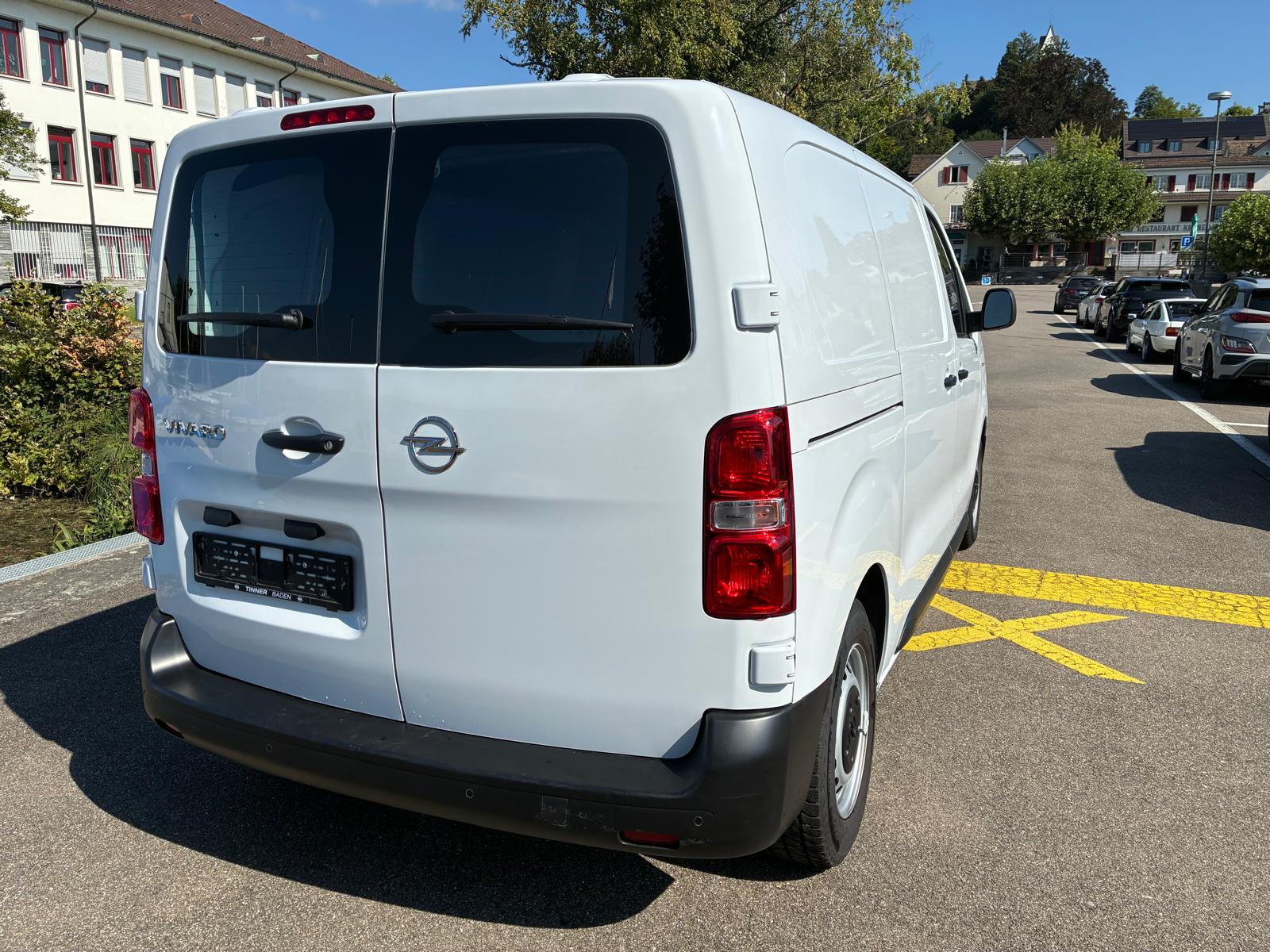 OPEL Vivaro Cargo 1.5 D s/s M-image-11