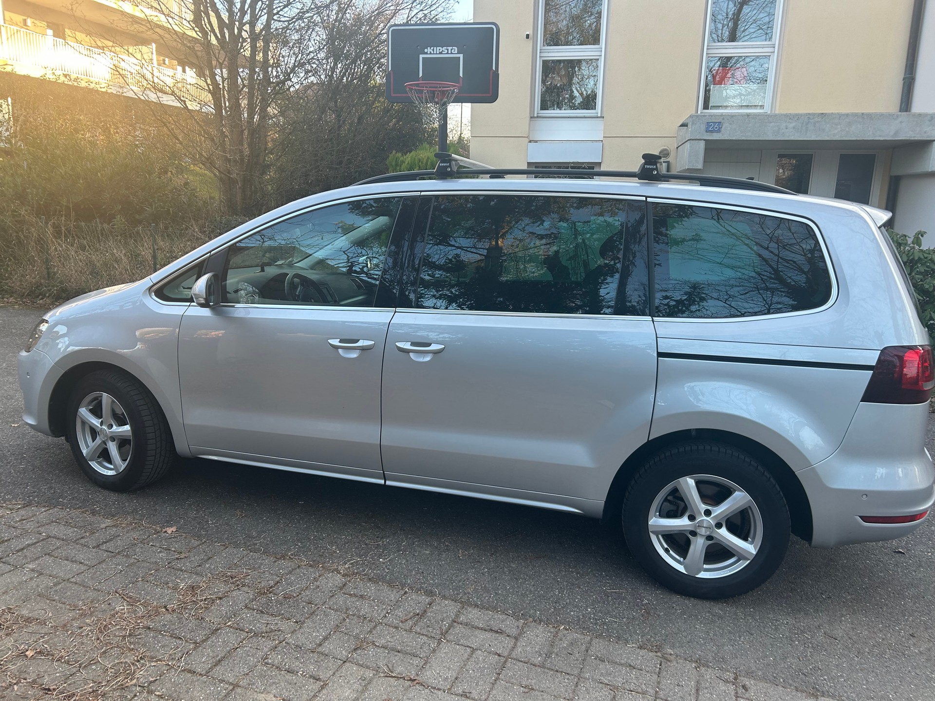 VW Sharan 2.0 TDI BMT Comfortline DSG-image-2