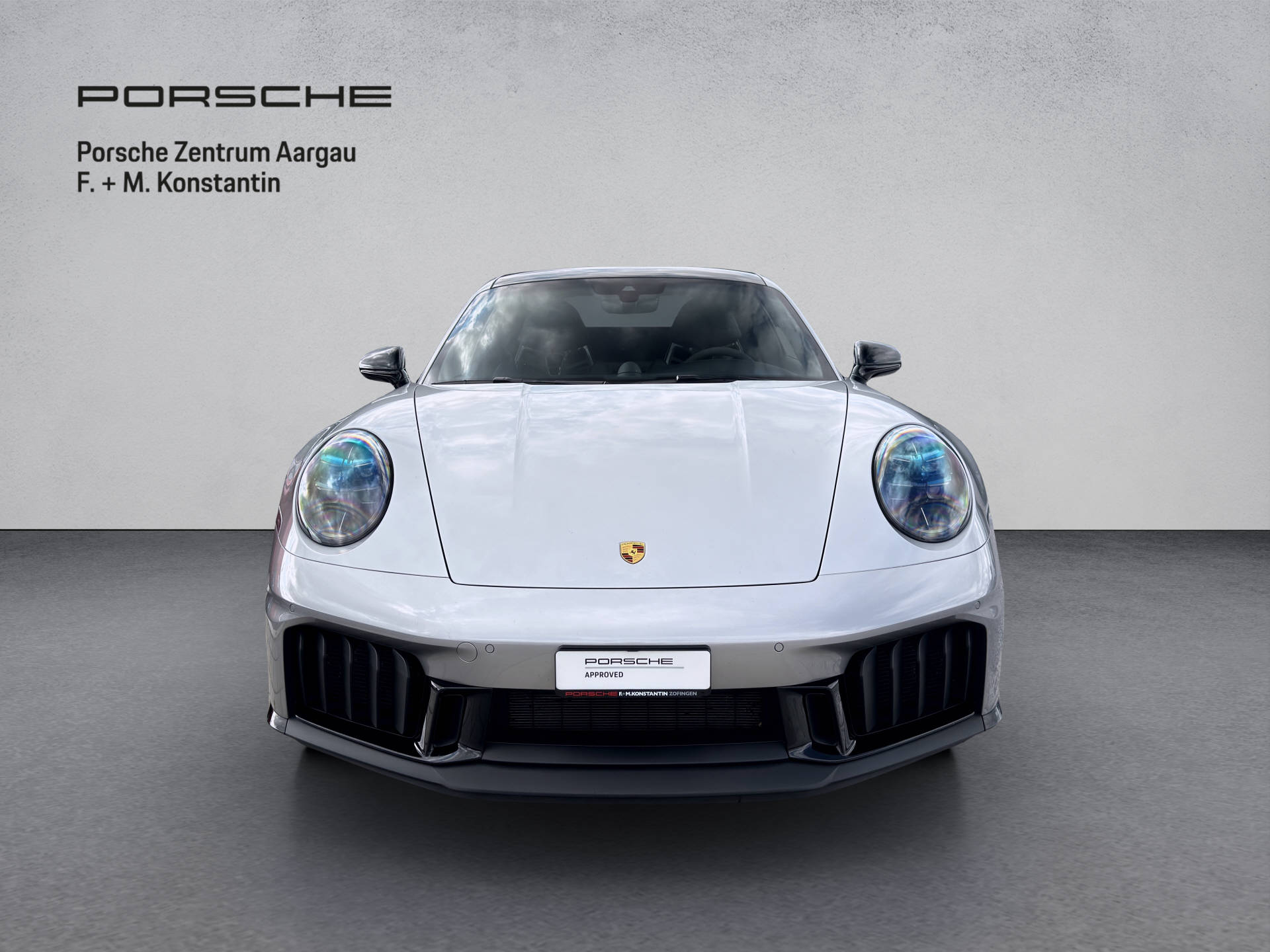 PORSCHE 911 Carrera GTS-image-1