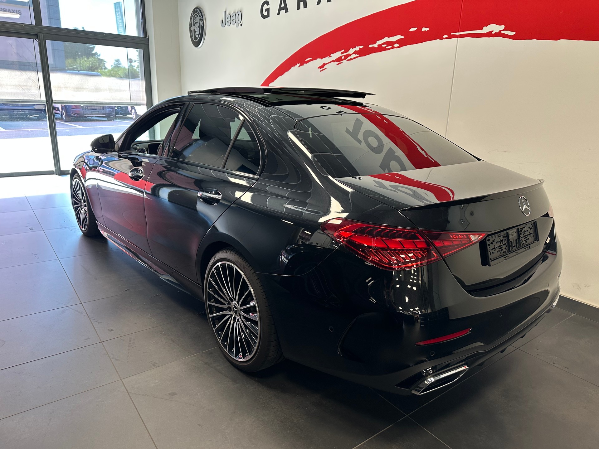 MERCEDES-BENZ C 220 d AMG Line 4 Matic-image-10