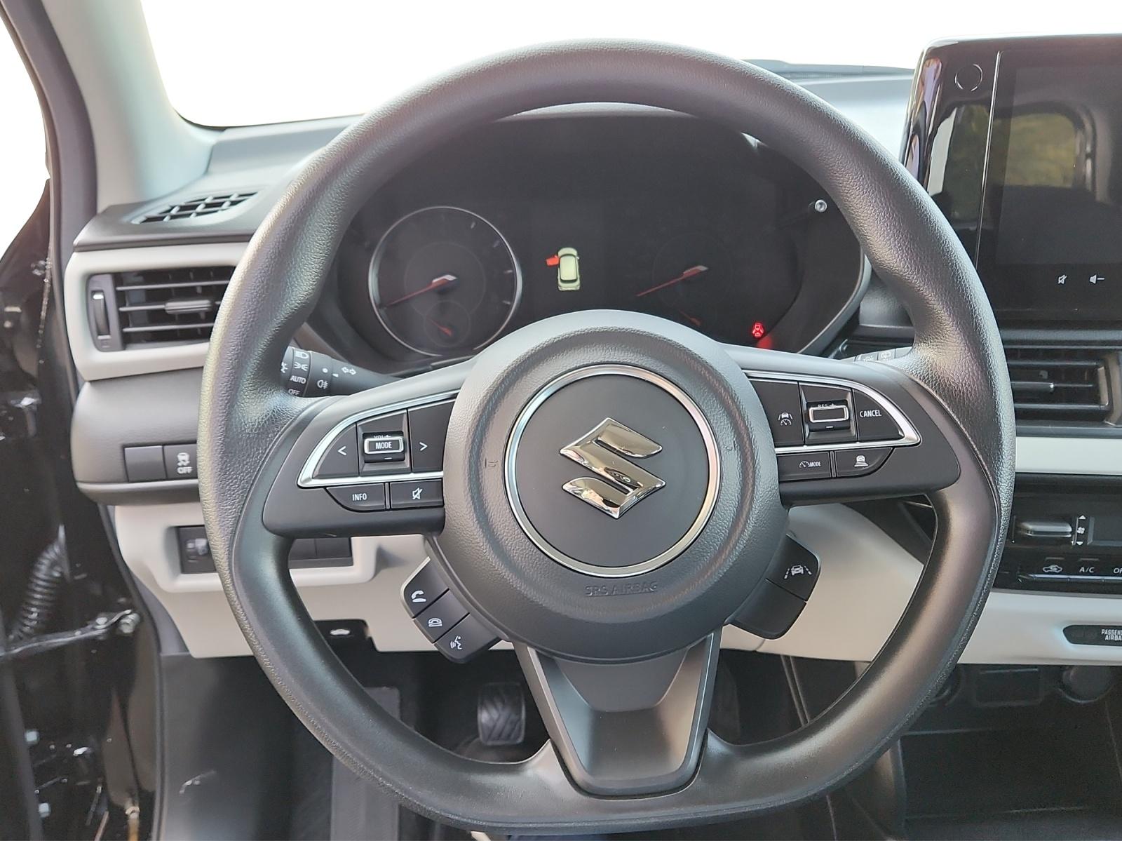 SUZUKI Swift 1.2 Unico Hybrid-image-9