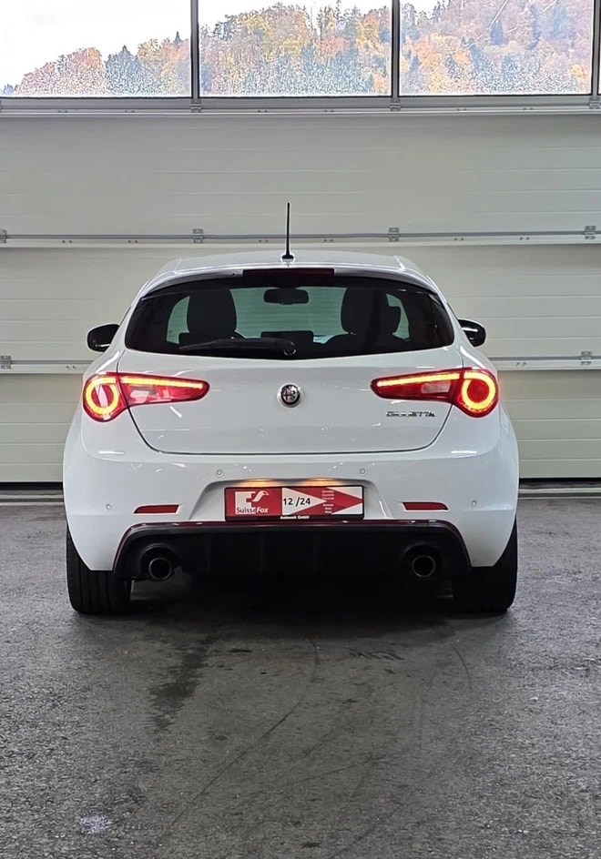 ALFA ROMEO Giulietta 1750 TBi Veloce TCT *CH-Fahrzeug* *FRISCH AB MFK:05.11.25*-image-3