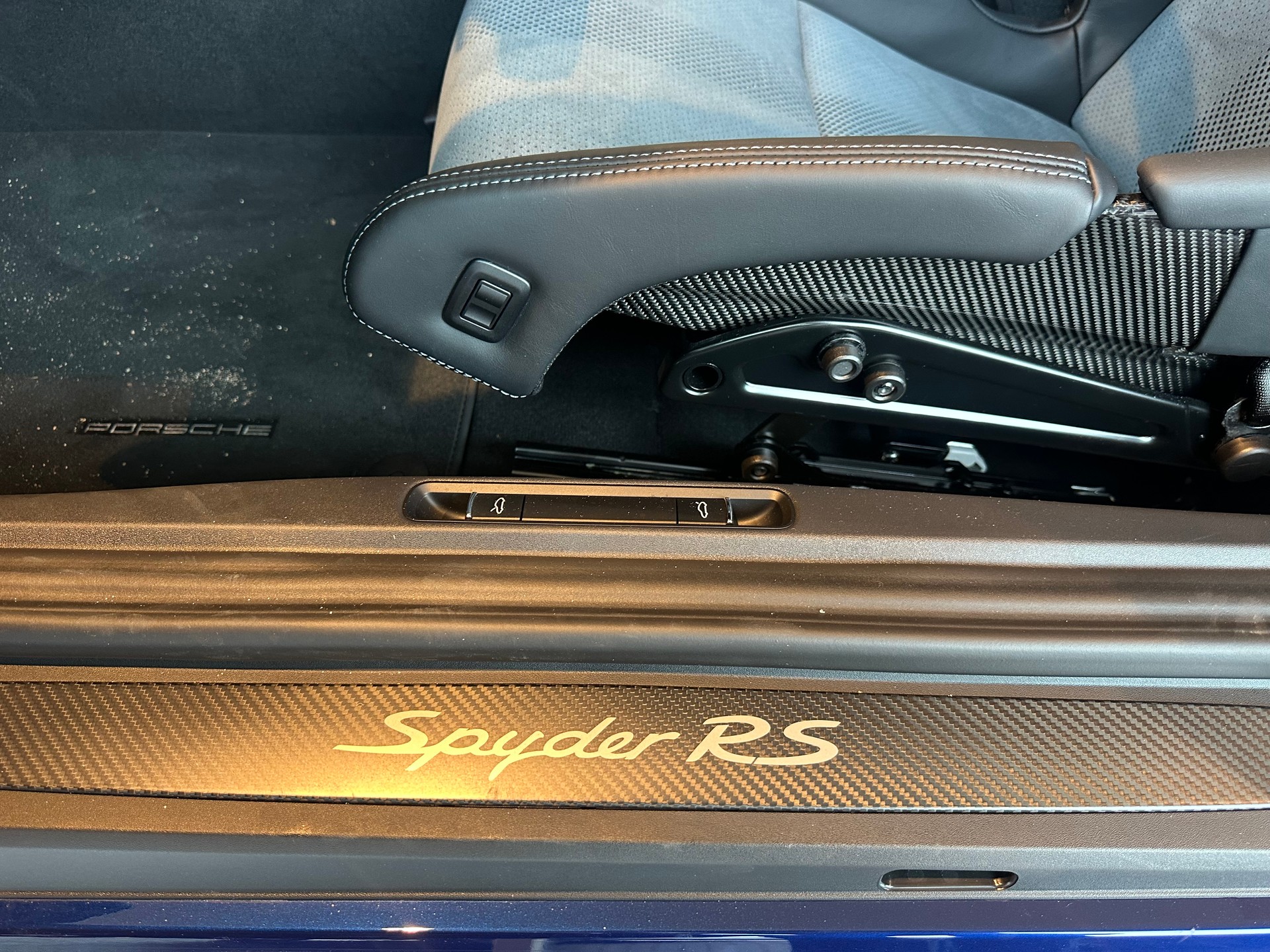 PORSCHE 718 Boxster Spyder RS PDK WEISSACH-image-10