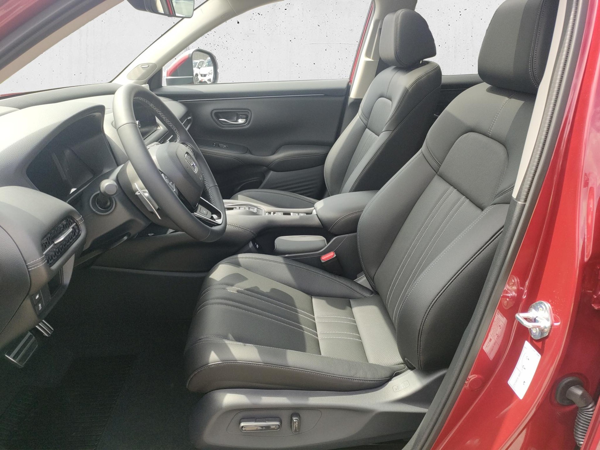 HONDA ZR-V 2.0 i-MMD Advance-image-8