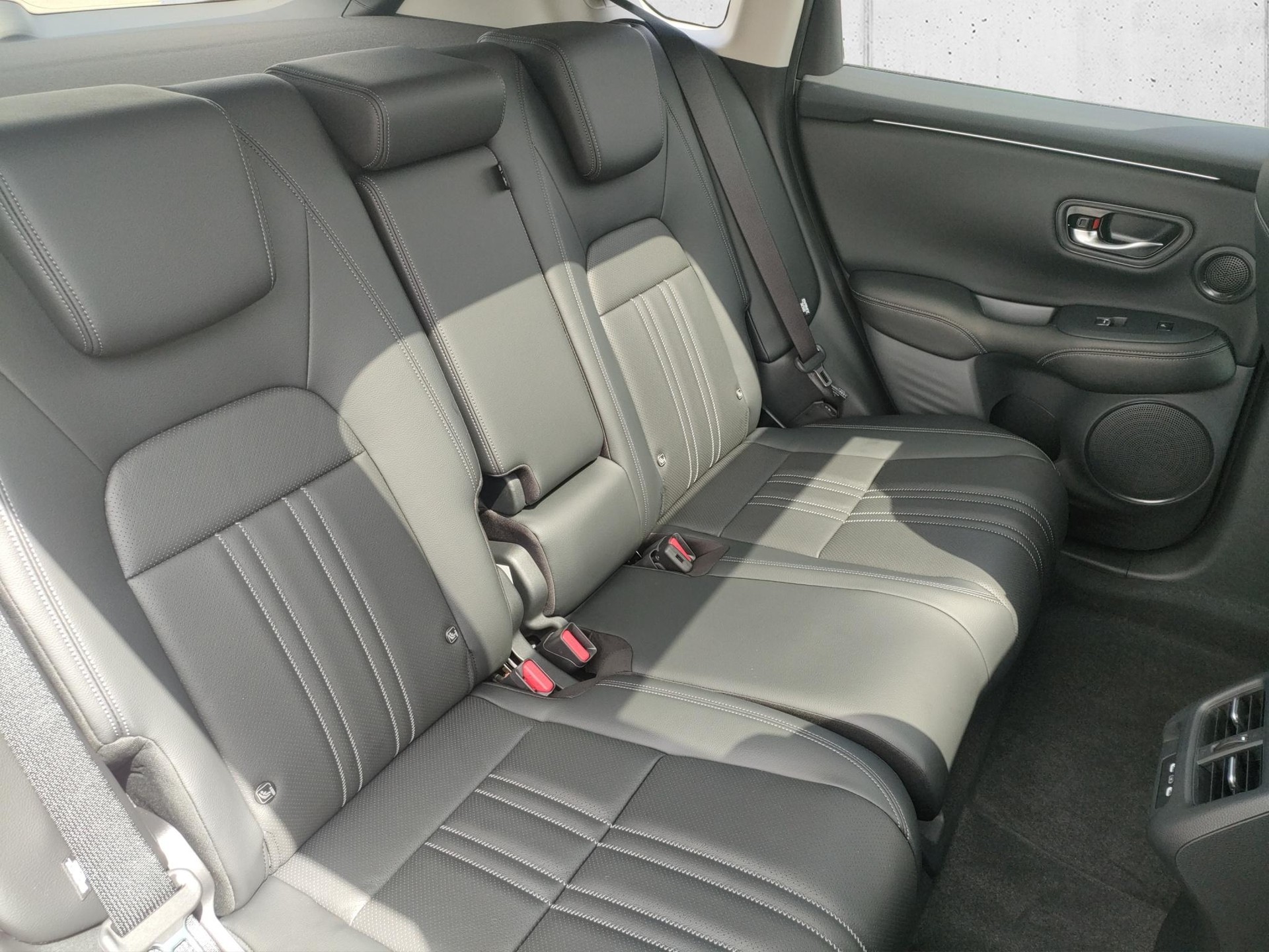 HONDA ZR-V 2.0 i-MMD Advance-image-17