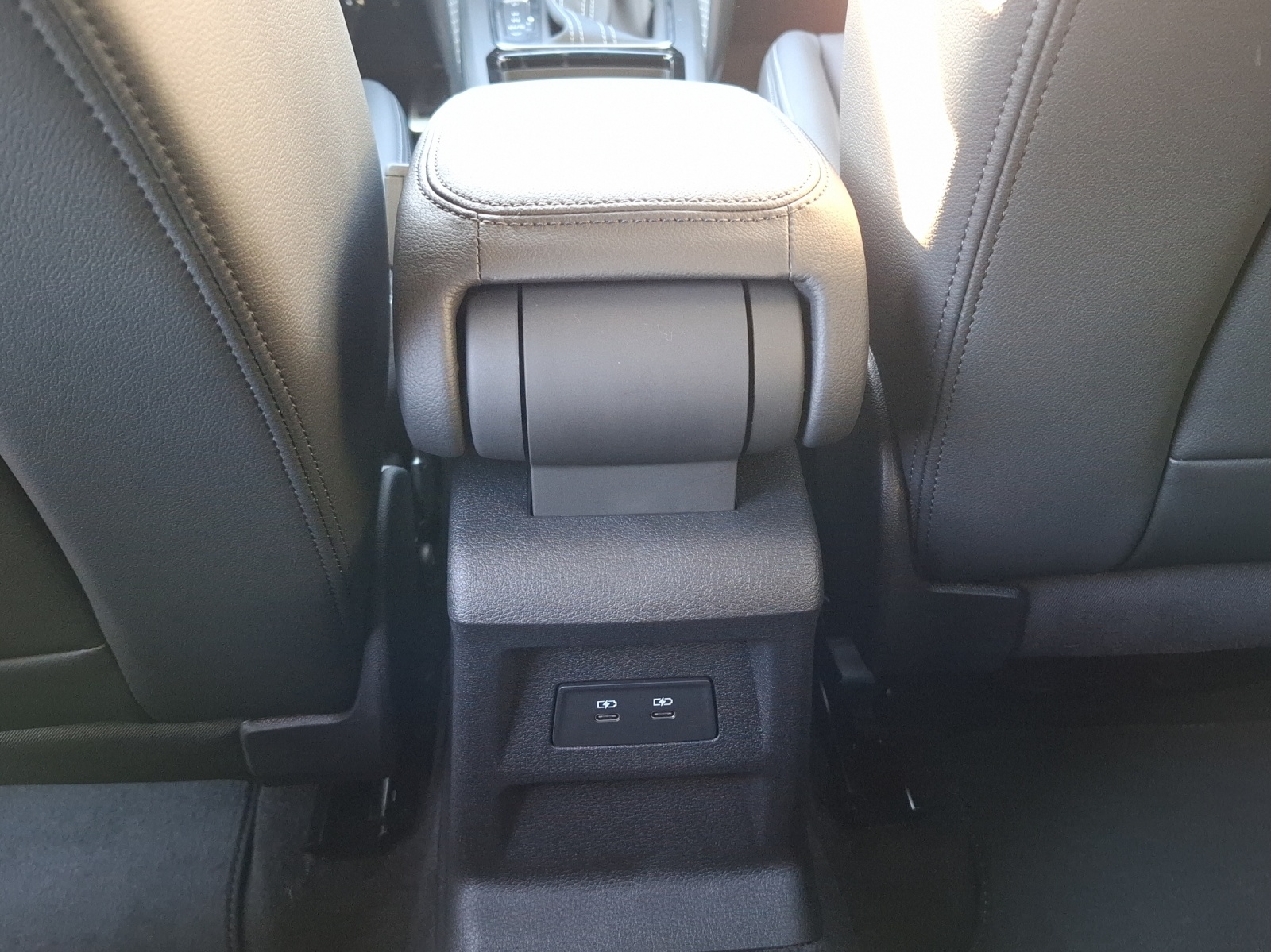 AUDI Q2 35 TFSI advanced S-tronic-image-10