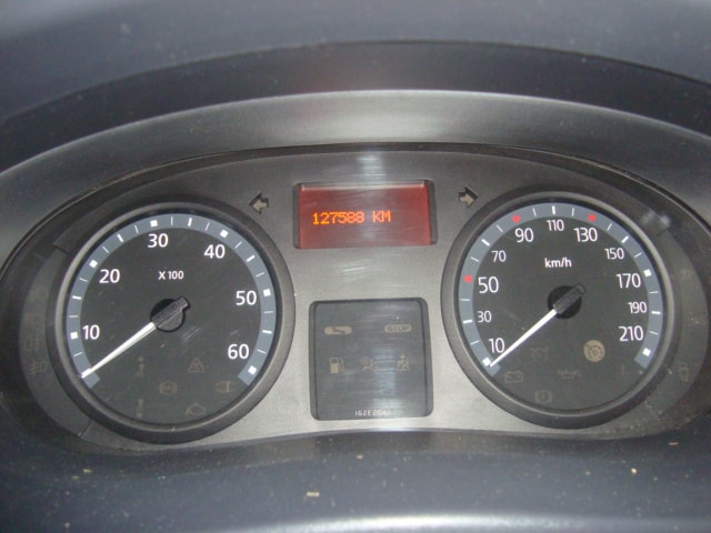 RENAULT Trafic 2.0 dCi 115 2.9t L1H1-image-10
