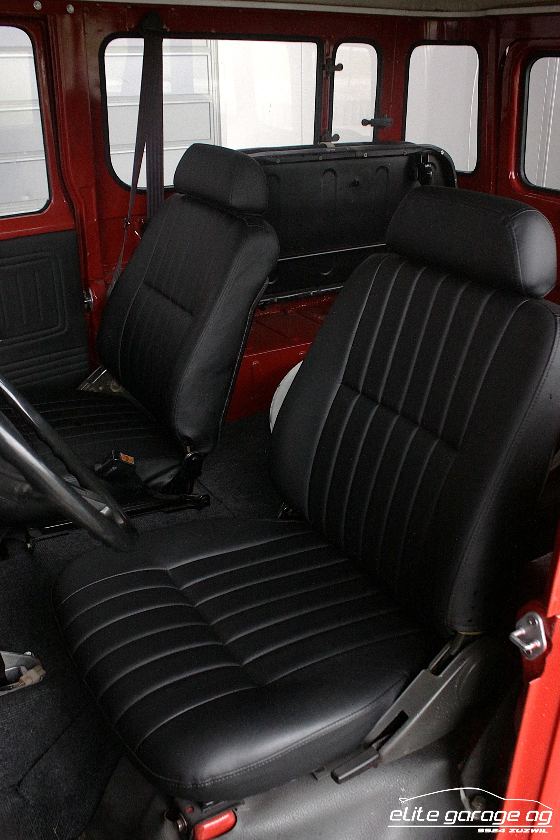 TOYOTA Land Cruiser FJ40-image-15