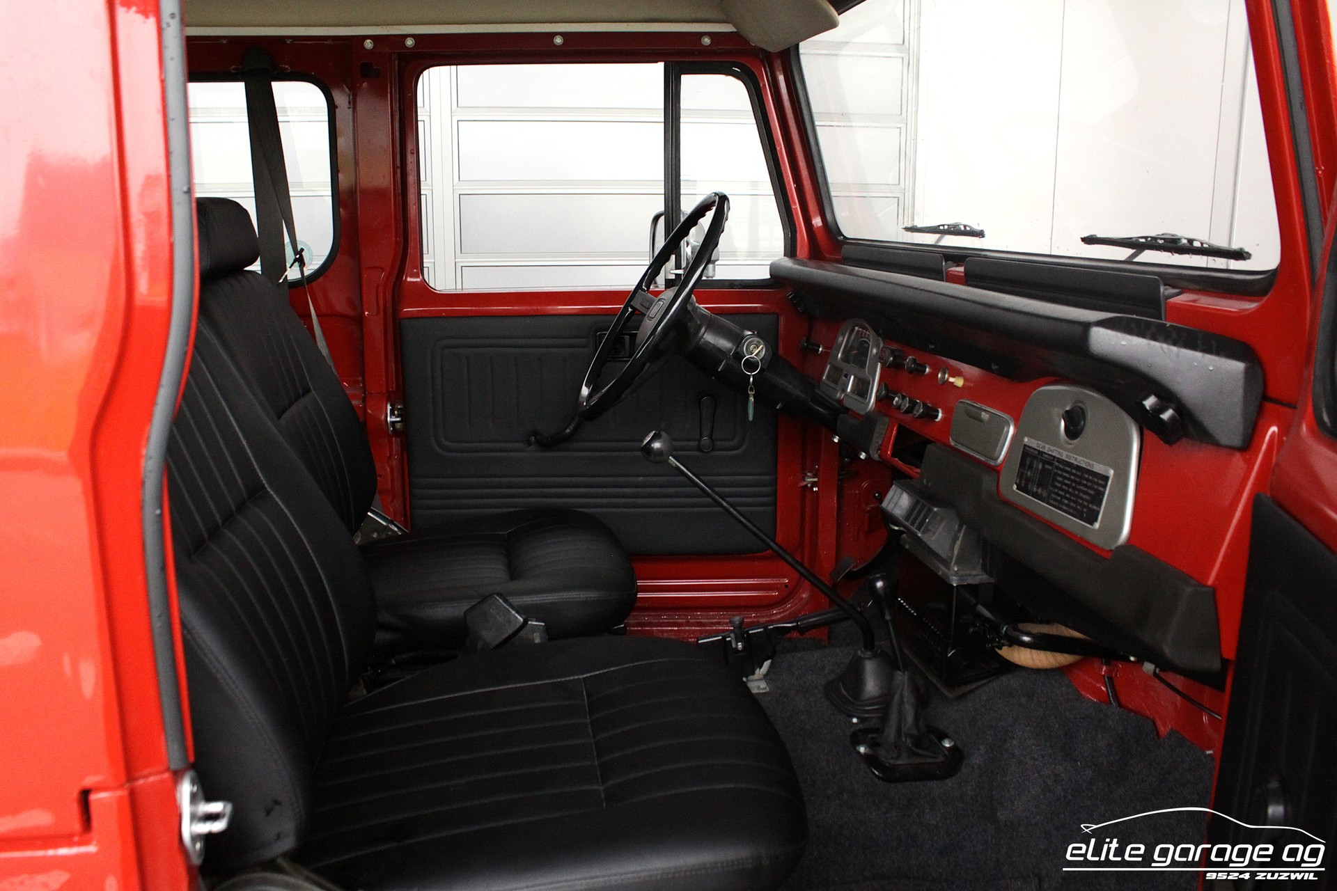 TOYOTA Land Cruiser FJ40-image-14