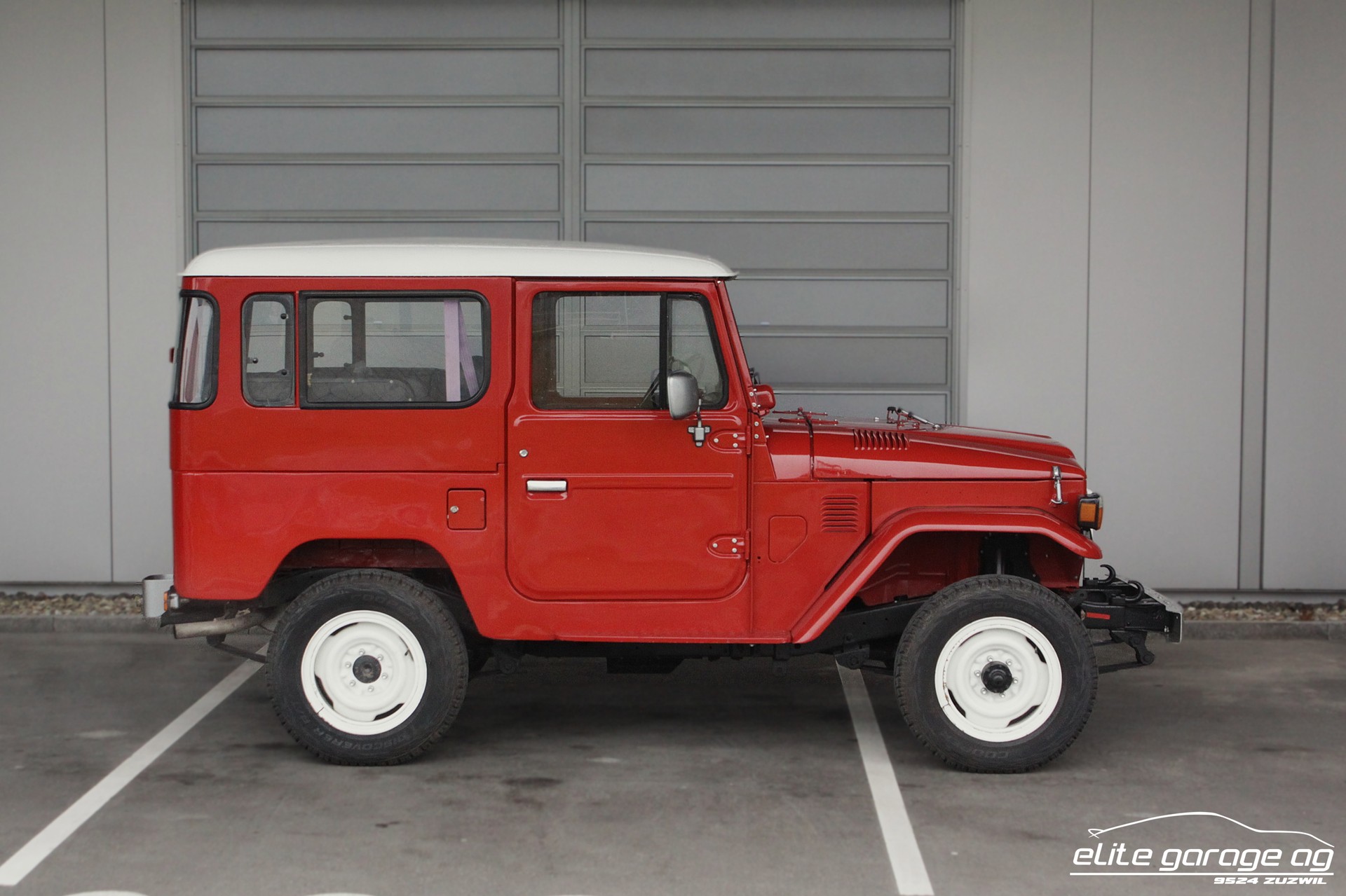 TOYOTA Land Cruiser FJ40-image-5