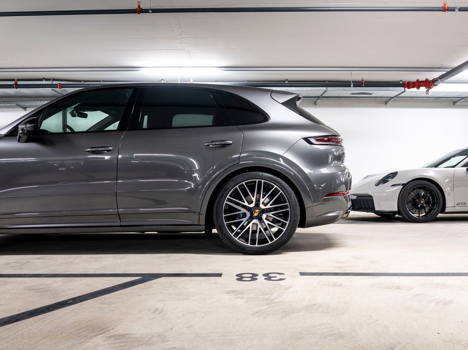 PORSCHE Cayenne Black Edition Tiptronic-image-8
