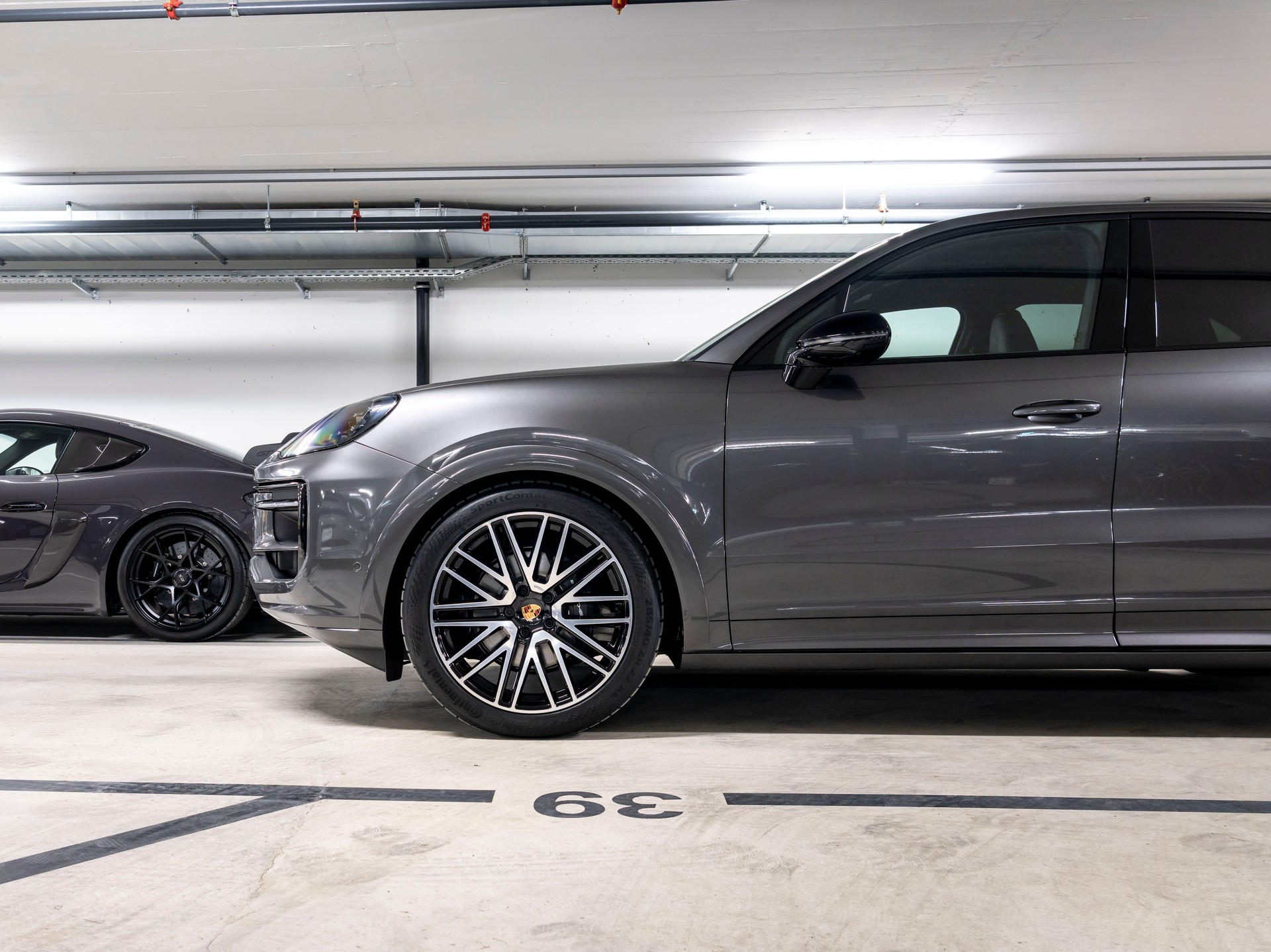 PORSCHE Cayenne Black Edition Tiptronic-image-7