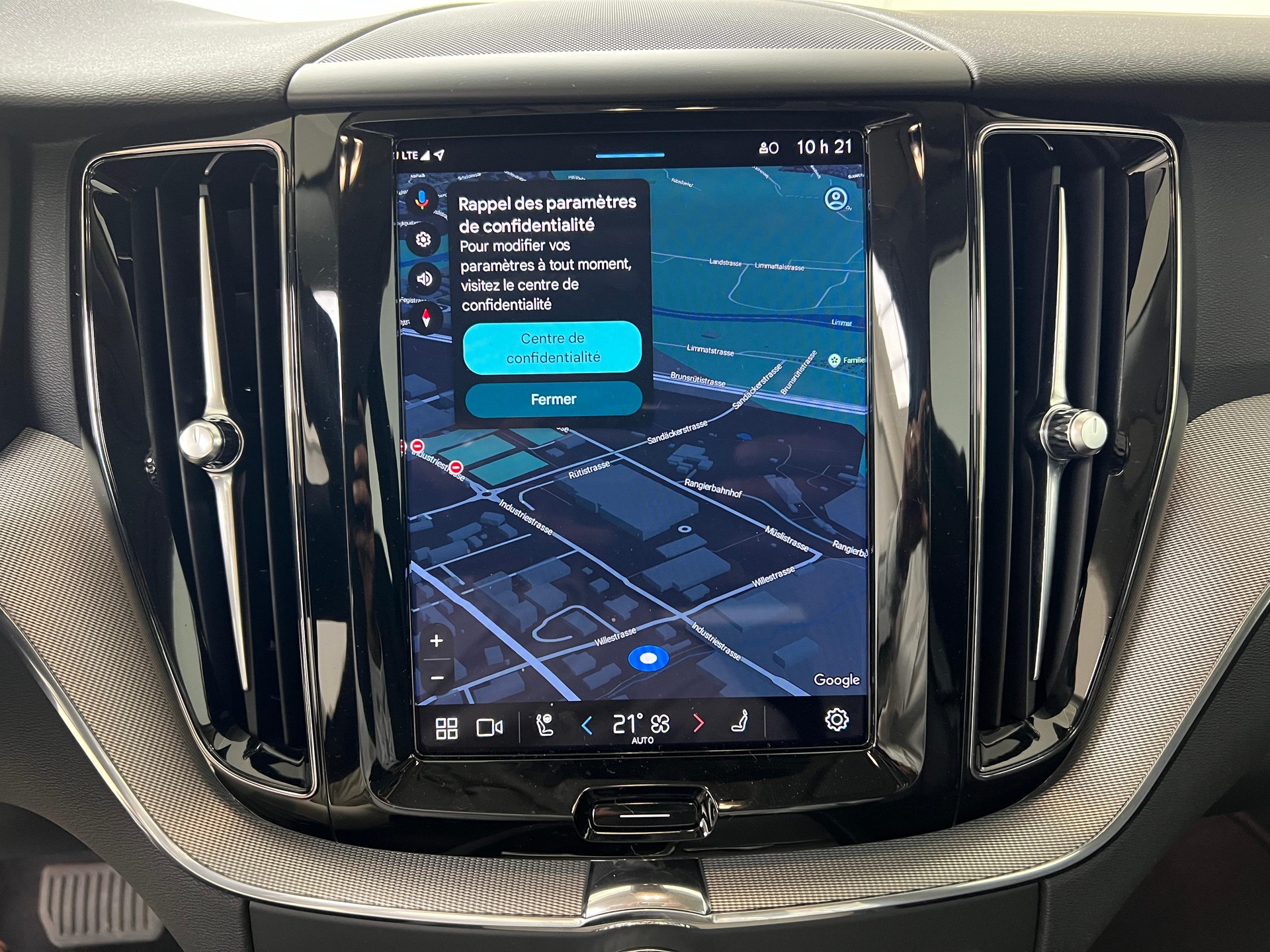 VOLVO XC60 2.0 B4 MH Core AWD-image-11