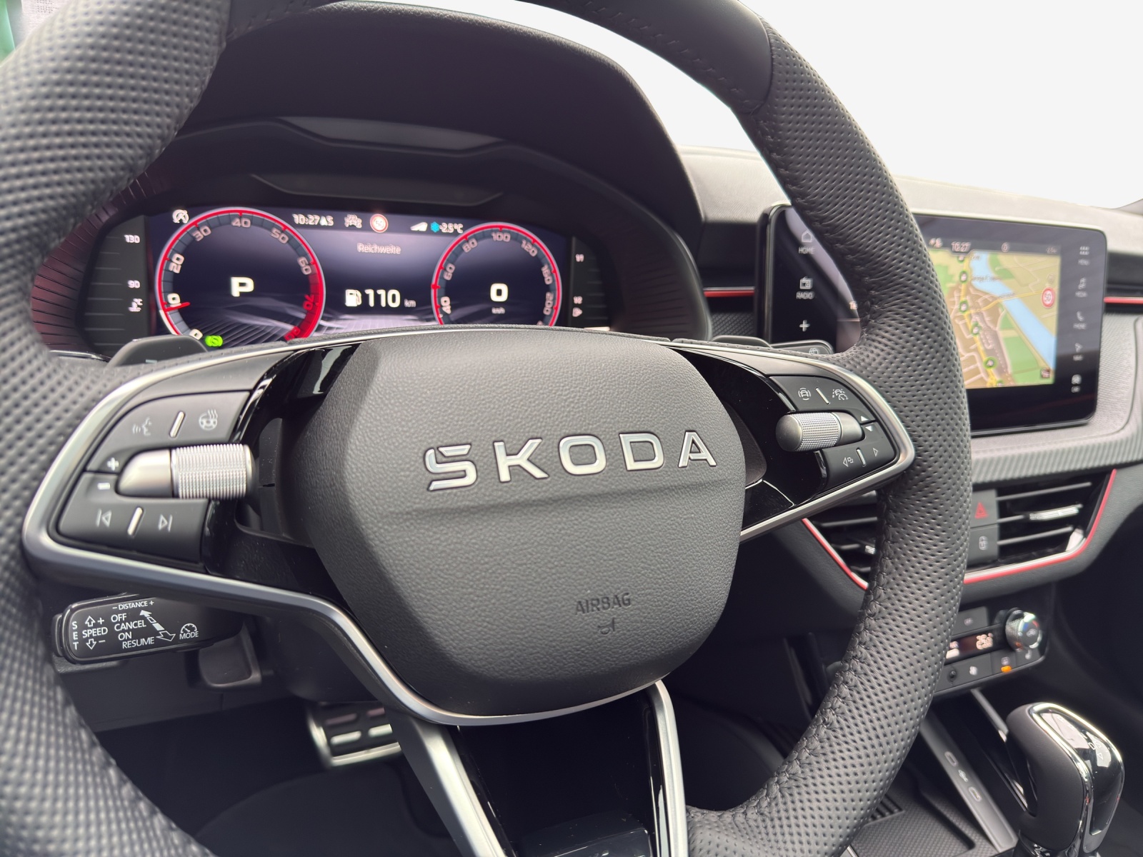 SKODA Kamiq 1.5 TSI Monte Carlo DSG-image-13