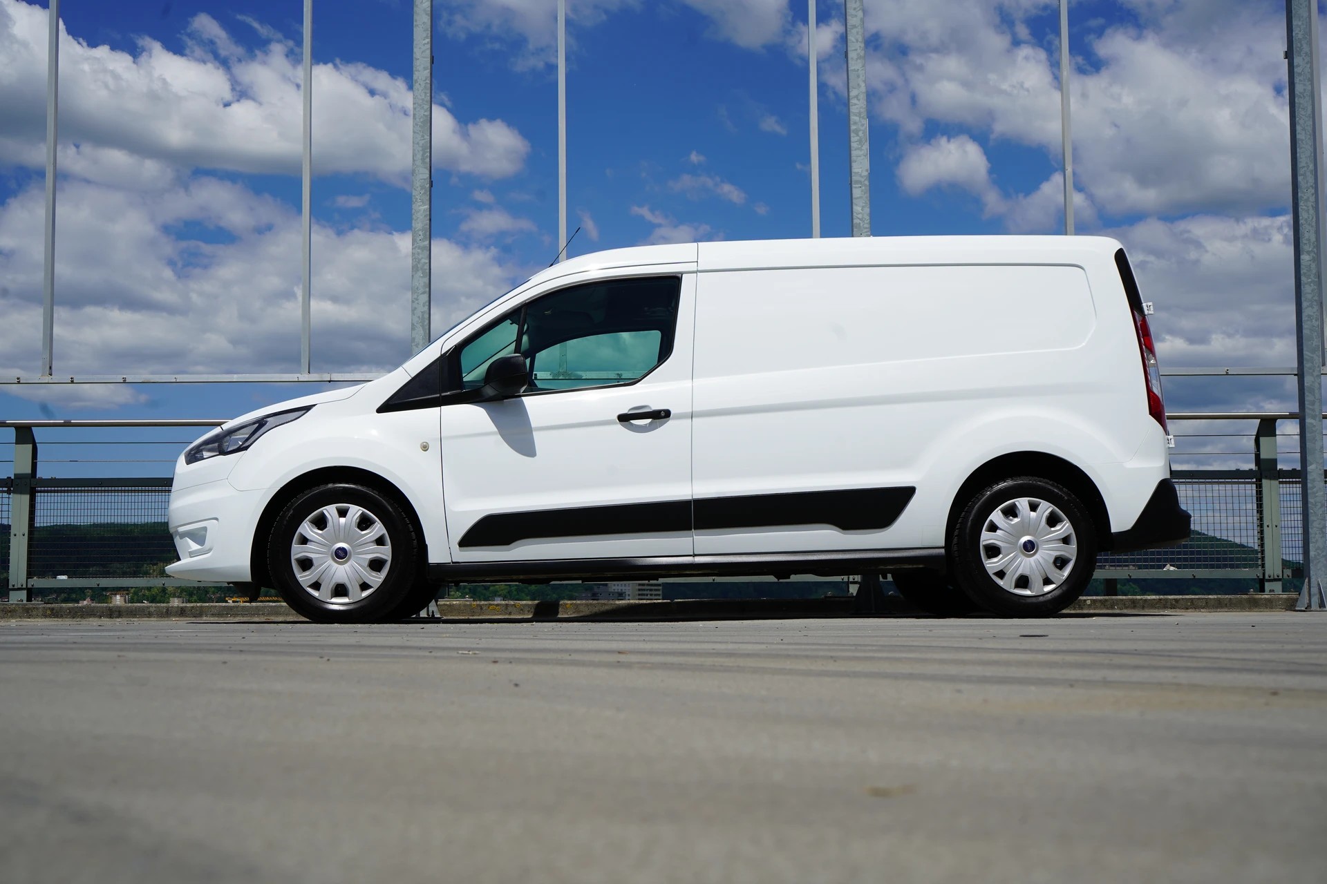FORD TRANSIT CONNECT VAN T210 1.0 ECO BOOST TREND l 100 PS-showroom-element-1