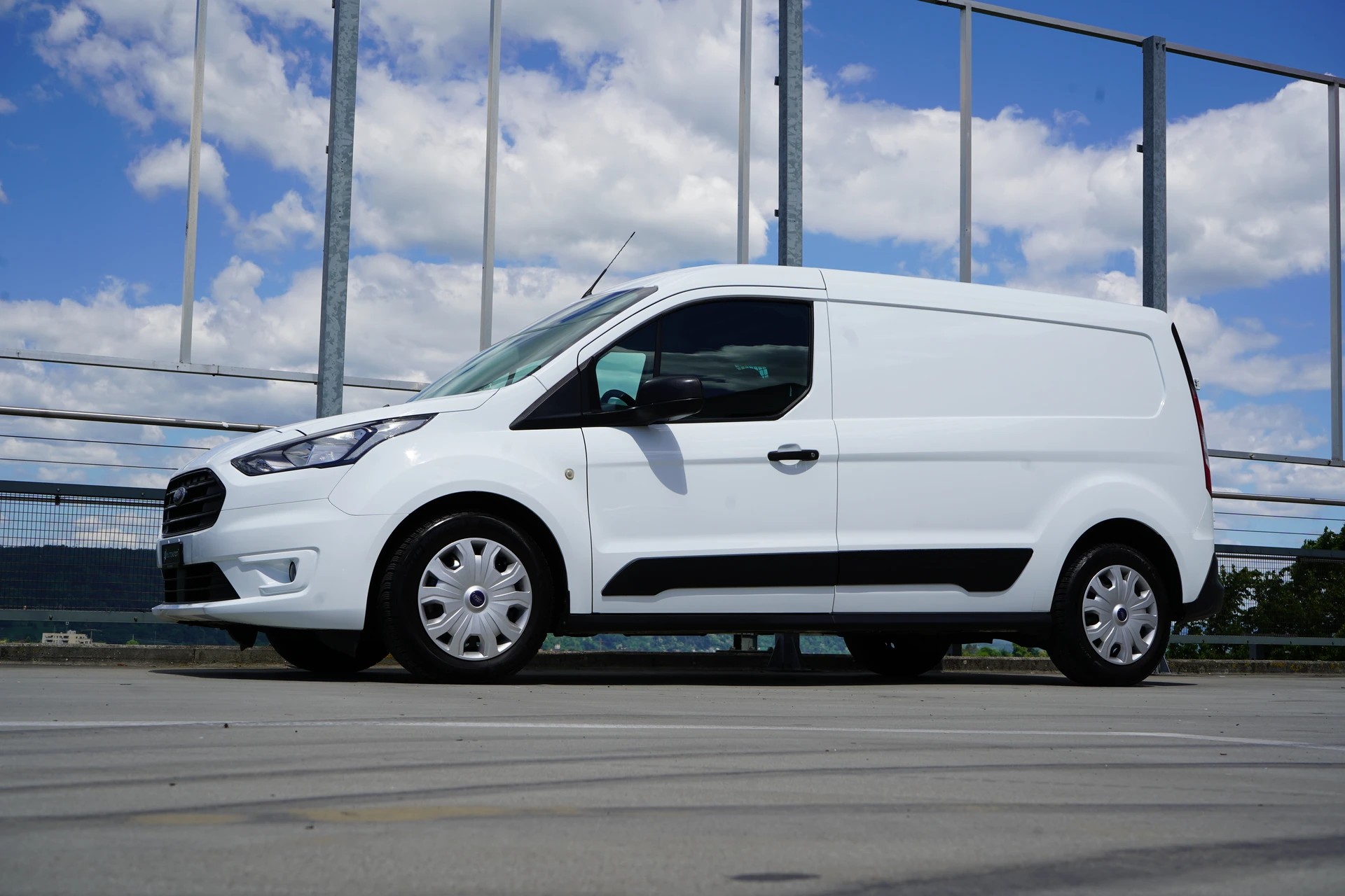 FORD TRANSIT CONNECT VAN T210 1.0 ECO BOOST TREND l 100 PS-image-11