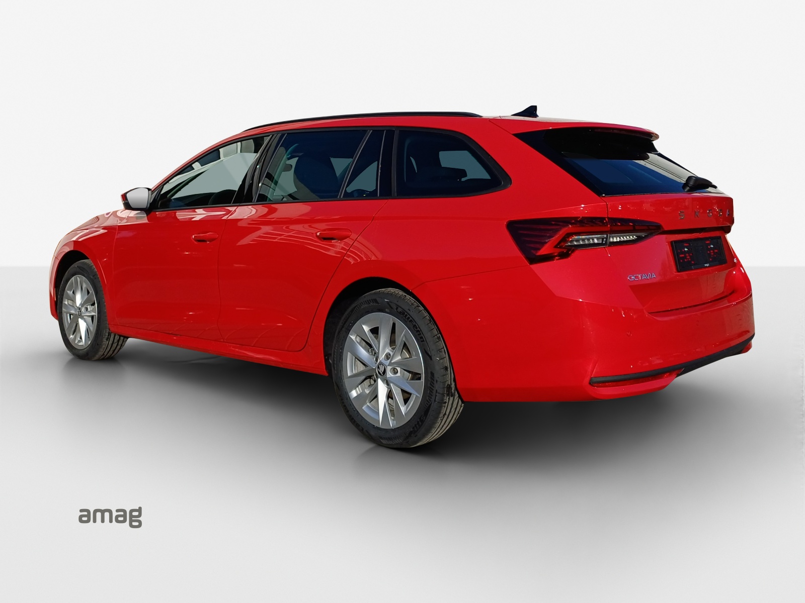 SKODA Octavia Combi 2.0 TSI DSG Selection 4x4-image-2