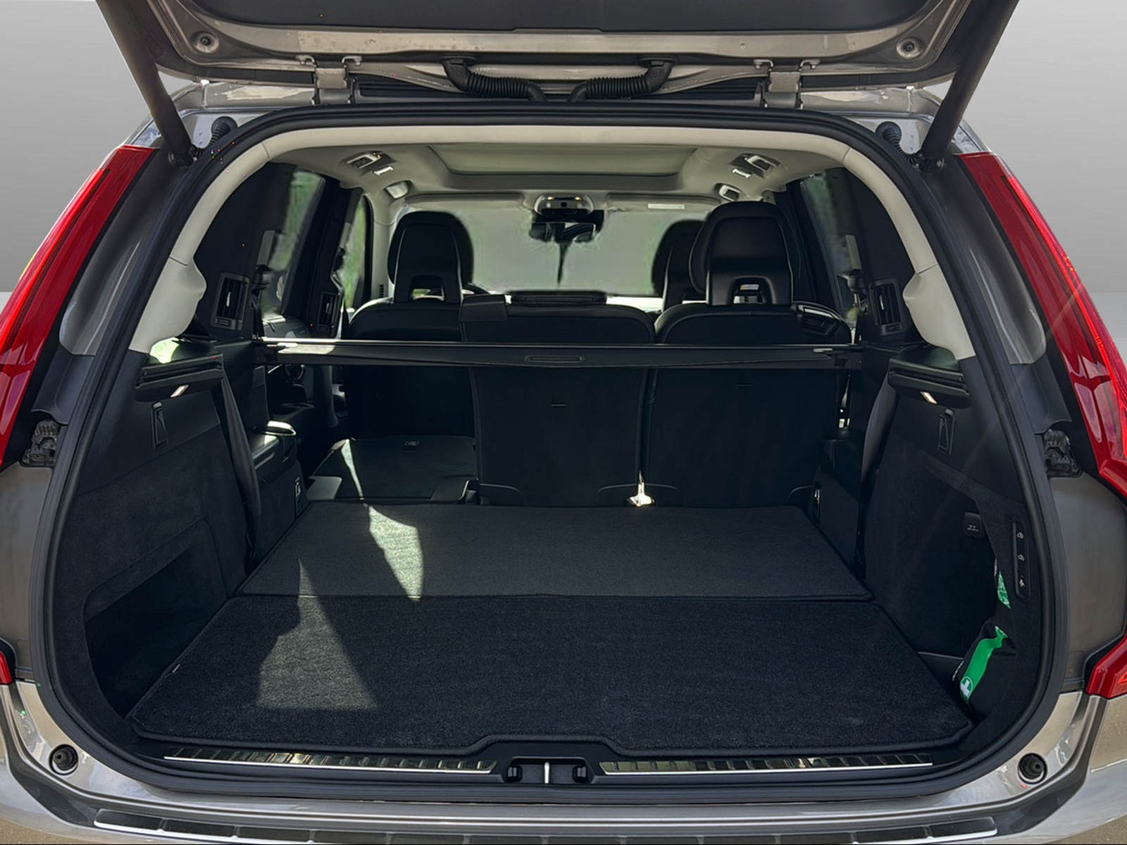 VOLVO XC90 2.0 T8 TE Inscription 7P. eAWD-image-15