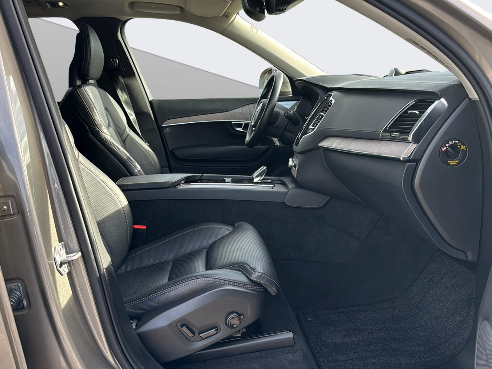 VOLVO XC90 2.0 T8 TE Inscription 7P. eAWD-image-14