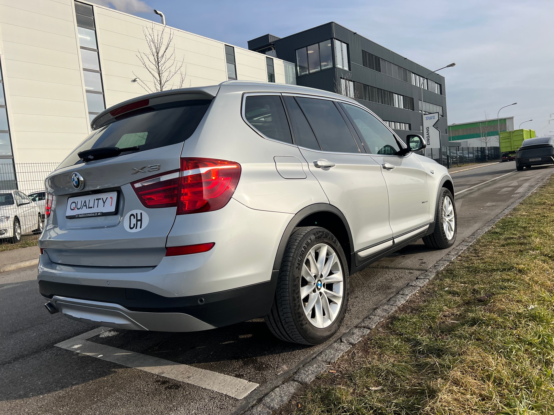 BMW X3 xDrive 20d xLine Steptronic- 360°-Kamera-image-10